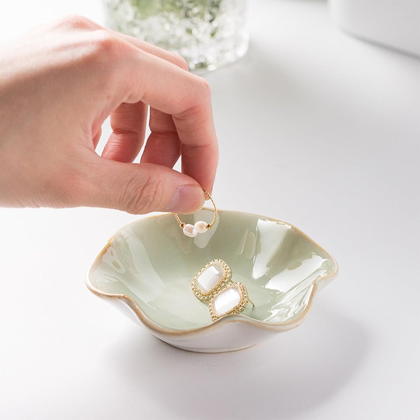 Jewelry Tray Key Tray / 4.3 Inches / White + Green / Set of 2