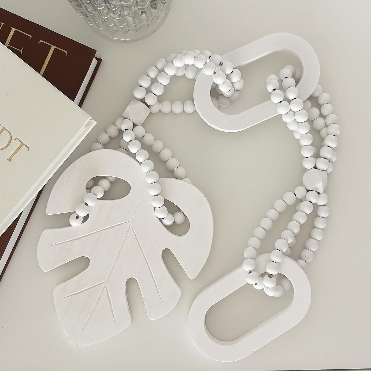 Knot Beaded Garland Decor / White