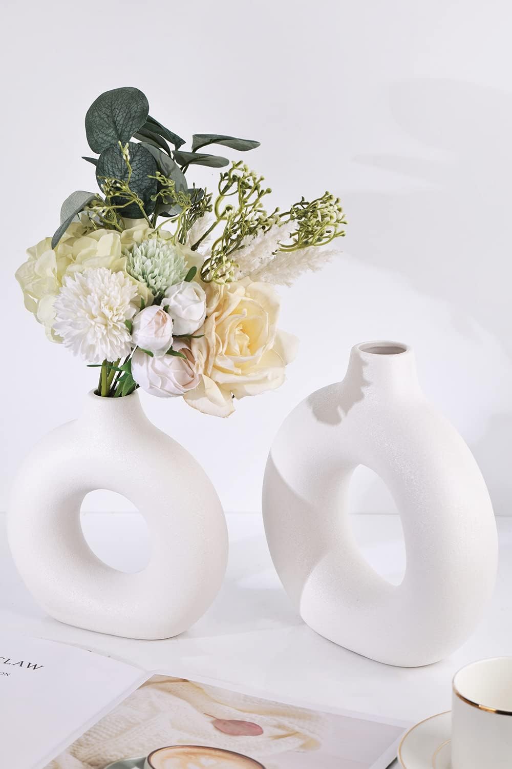 Ceramics Vase / Minimalist Nordic Hollow Donut Vase / White / Set of 2