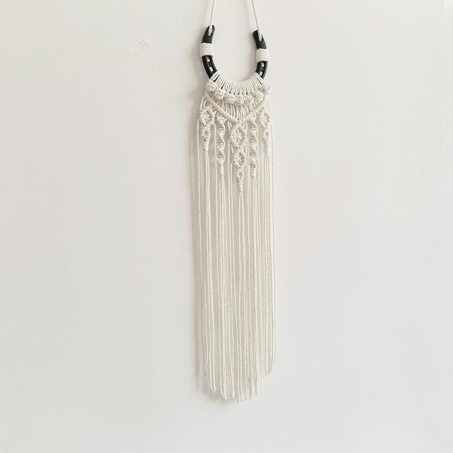 Equestrian Macrame Wall Hanging / Horseshoes-bud