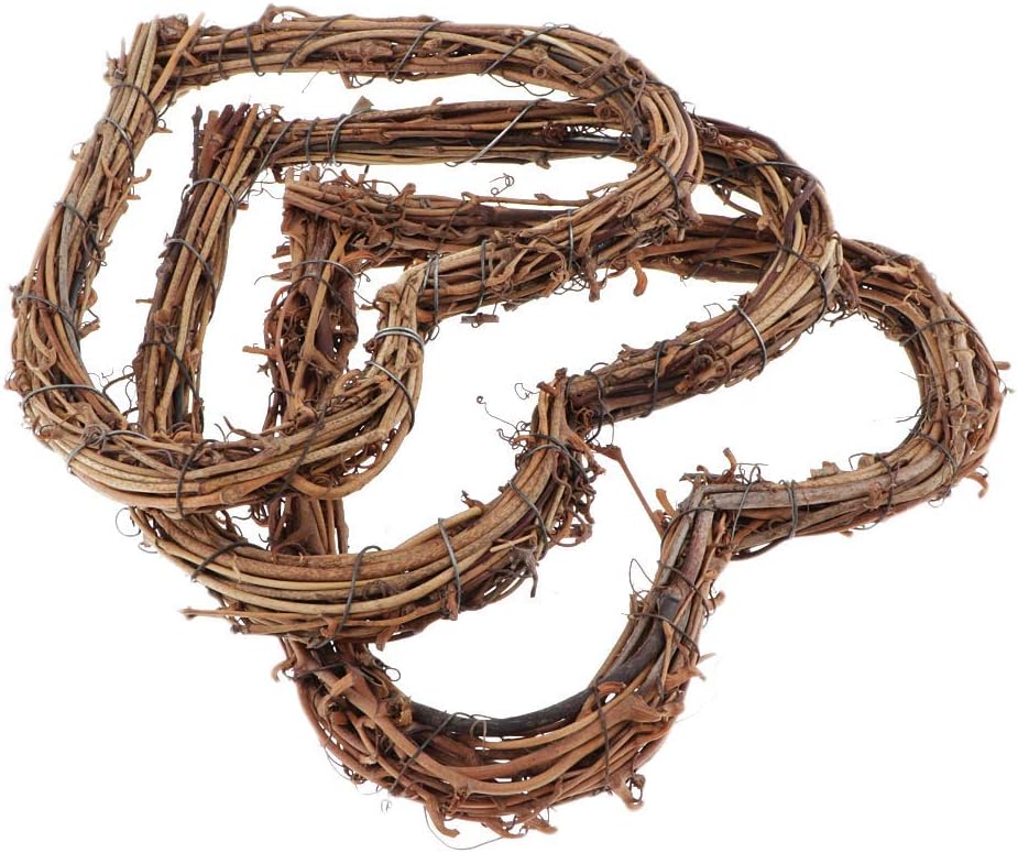 Heart Wreaths Rattan Love Heart Wreath Rustic Wicker Wall Decor for Valentine’s / Natural / Set of 3