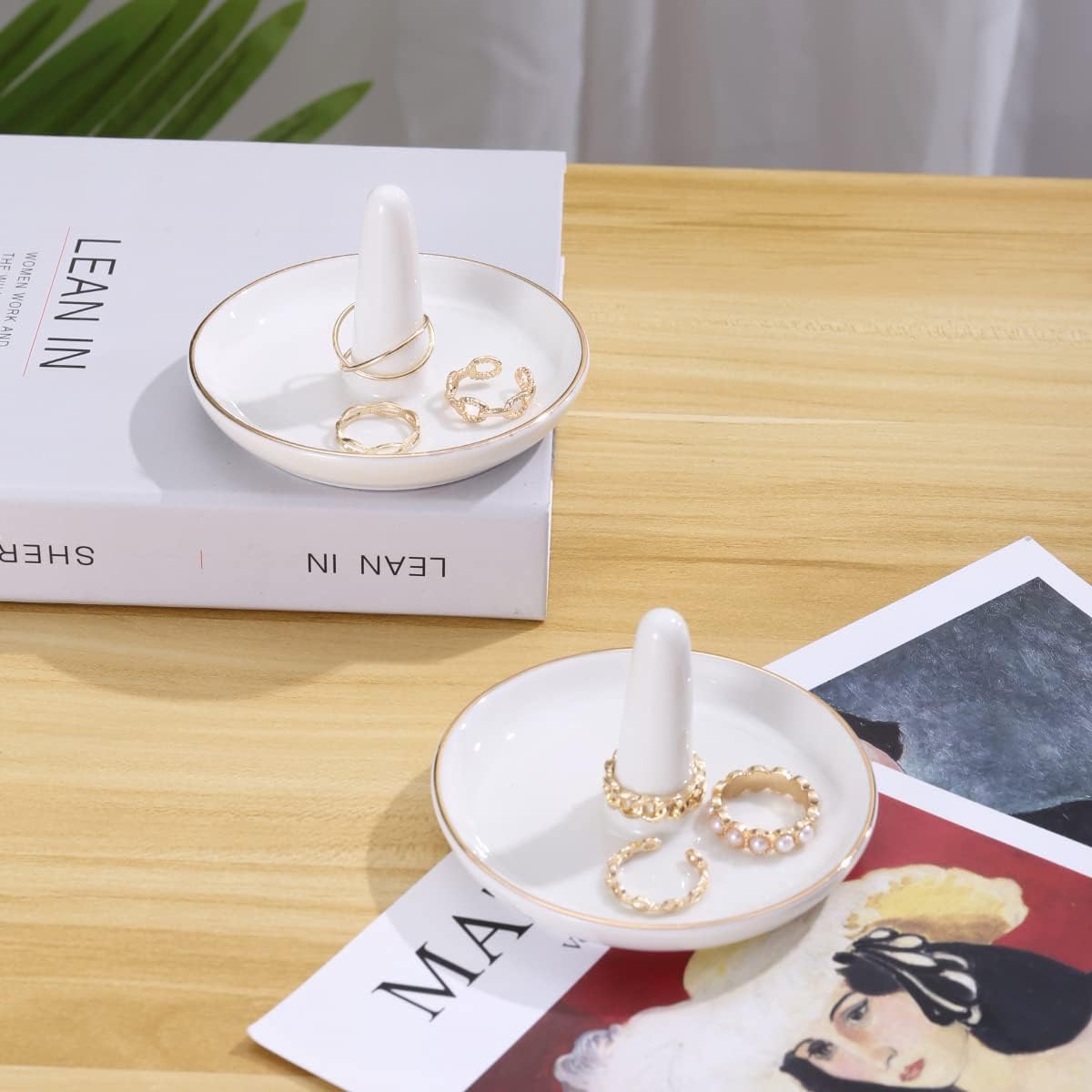 White Ring Dish Holder / White 1 / 4 Inch