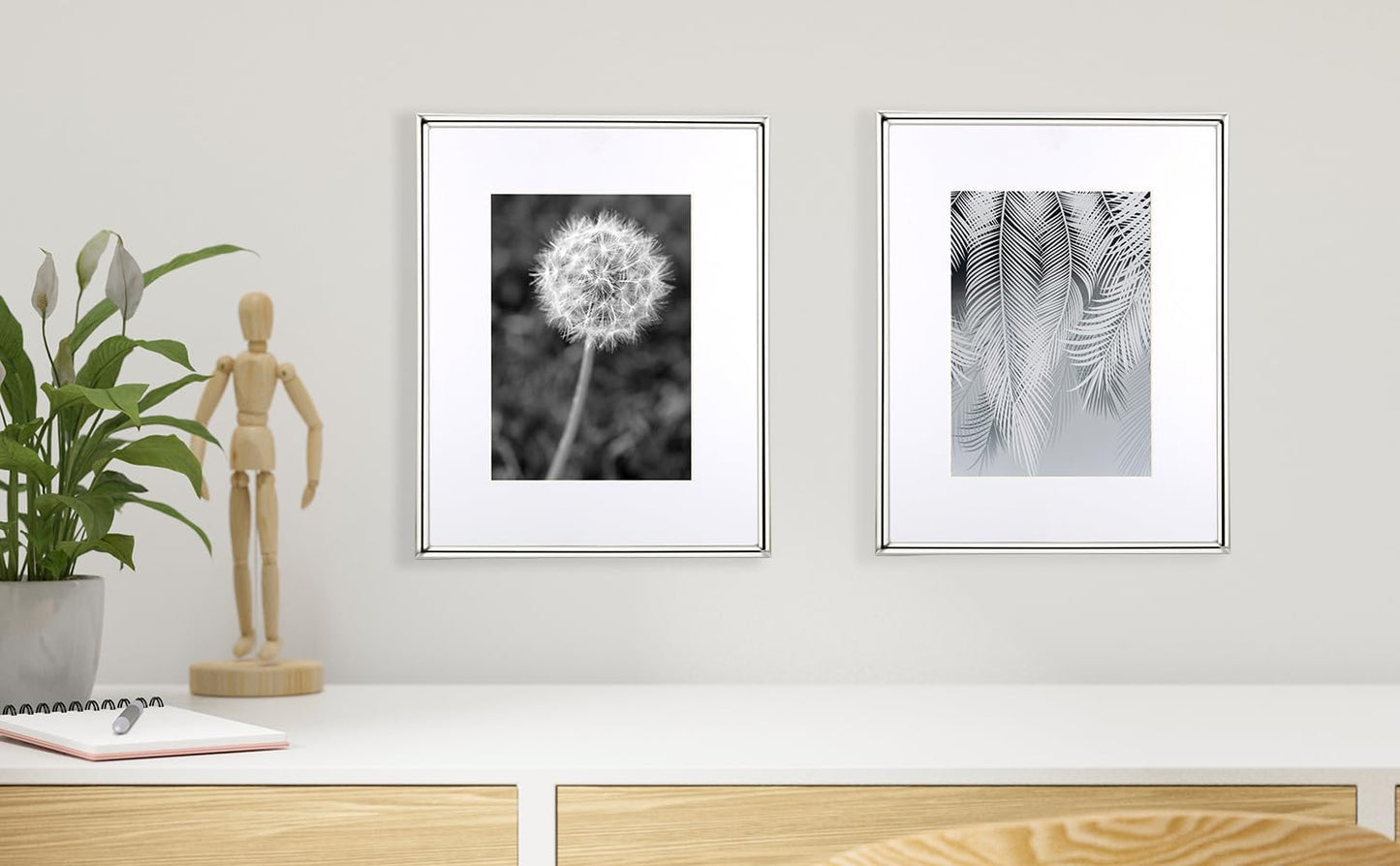 YiPinYin Silver 8x10'' Simply Metal Picture Frame With Acid Free Mat for 5x7'',Luxury Silver-Plated Metal Photo Frame