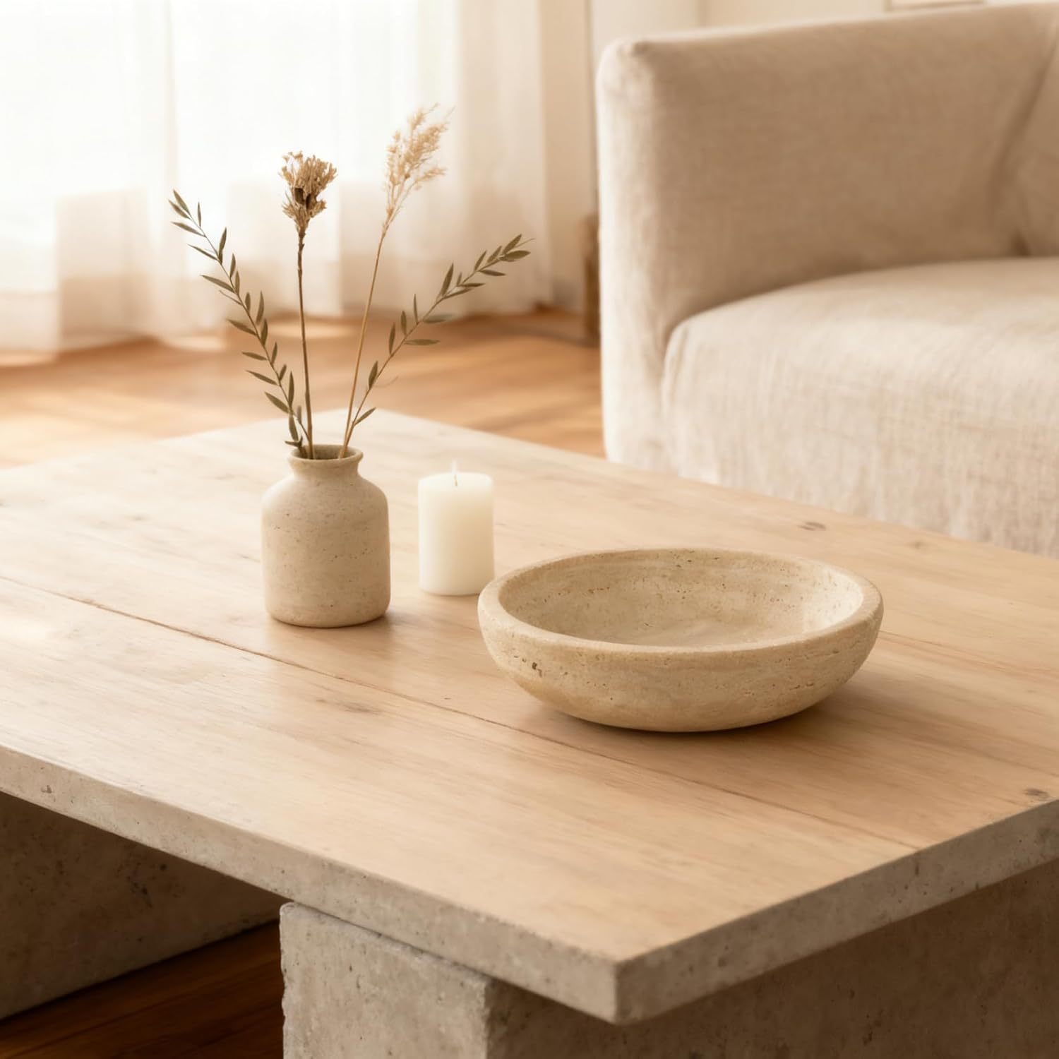Dining Table Centerpiece / Beige