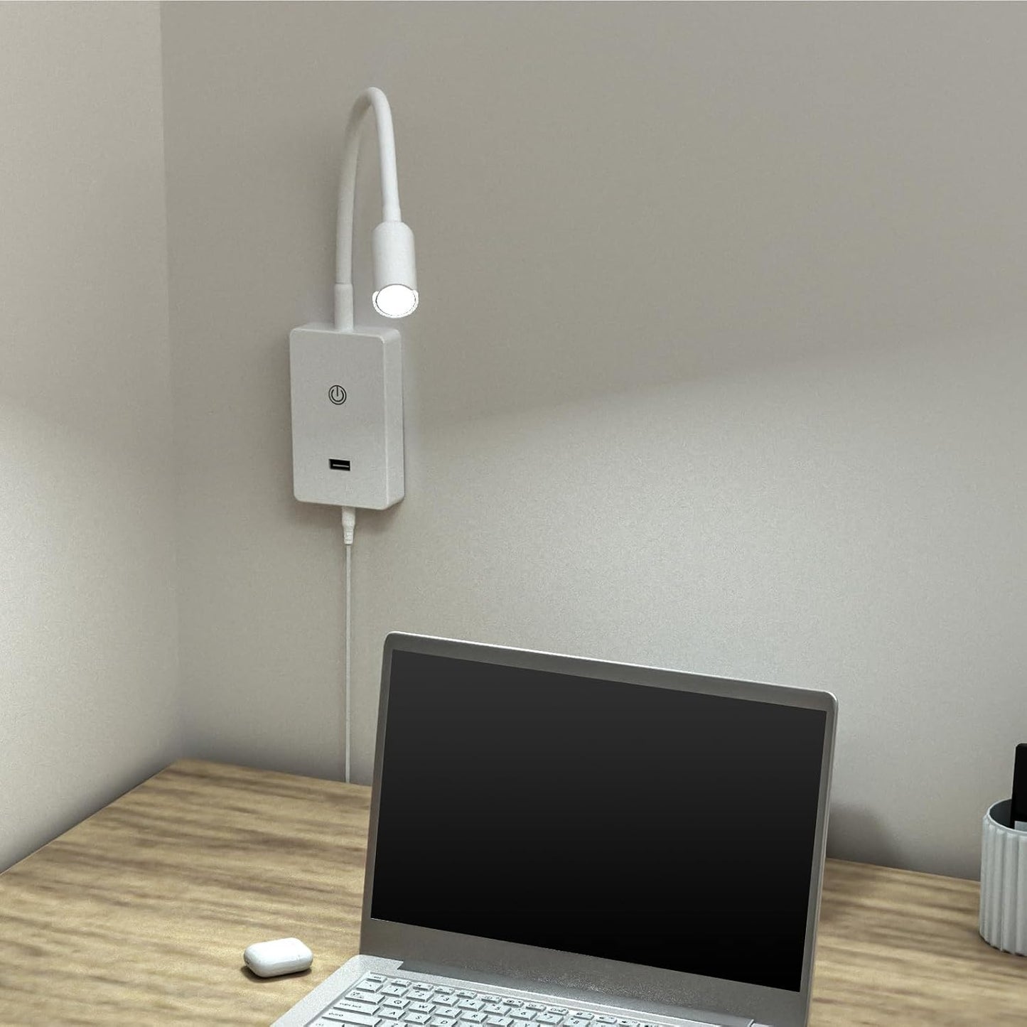 LED Wall Mounted Bedside Reading Light, Touch Dimmable Spot Lamp for Bedroom Headboard Light with 5V2A USB Port