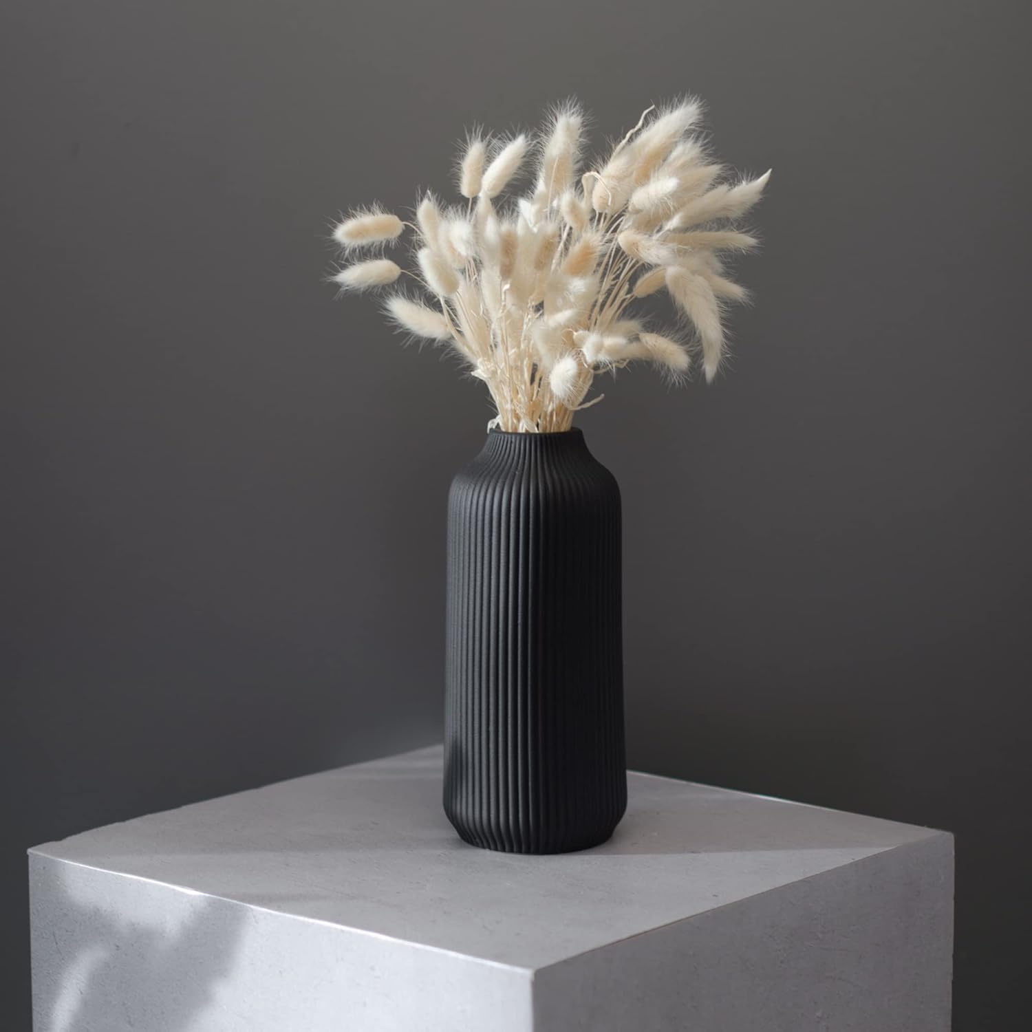 Ceramic Vase in Nordic Style / Black / Single Medium / 8 Inch