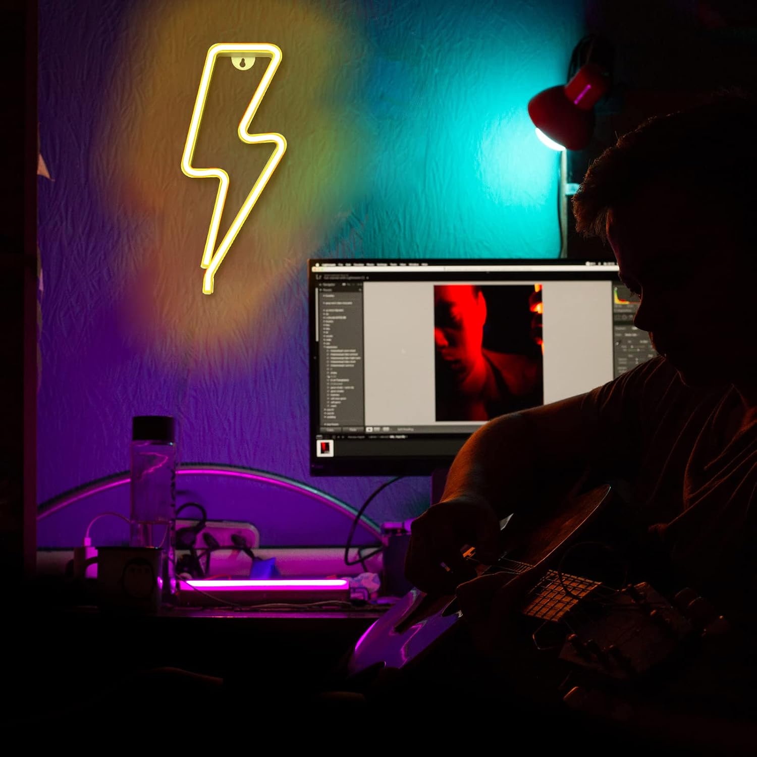 Battery or USB Powered Led Lightning Light Neon Sign / Yellow