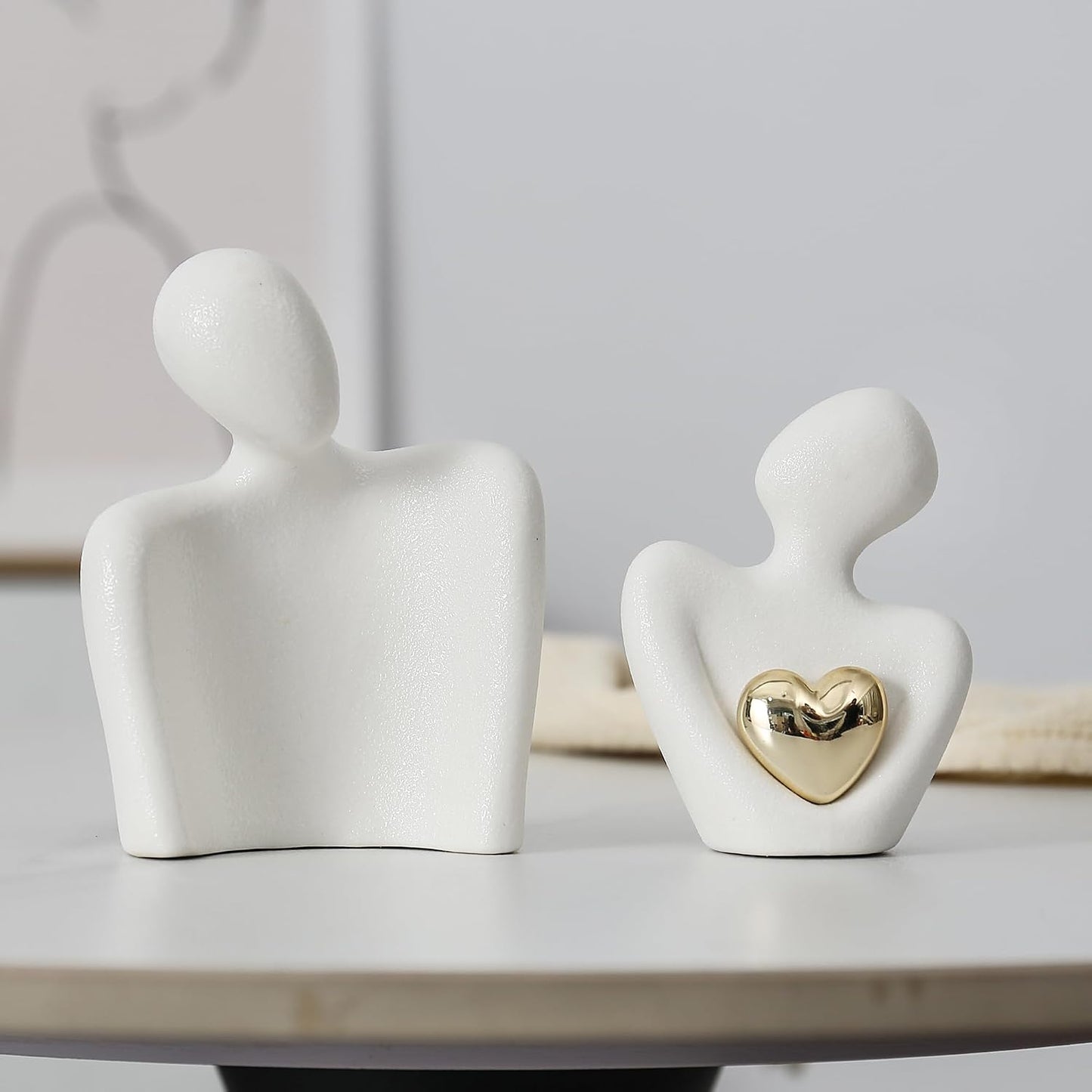 Hugging Couple Statue Ceramic Lover Figurine Home Decor is a Romantic Gift for Her / 4.7in