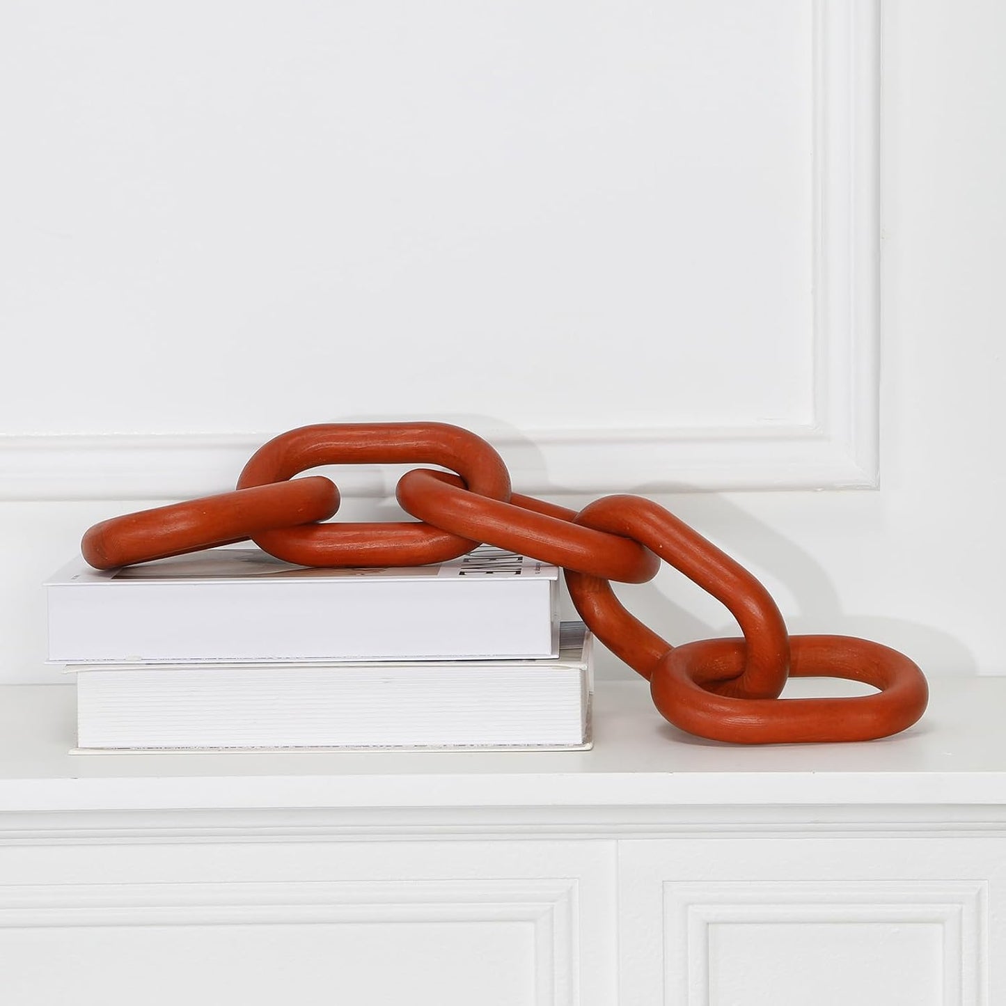 Wood Chain Link Decor / Brown / 22"D x 3.9"W