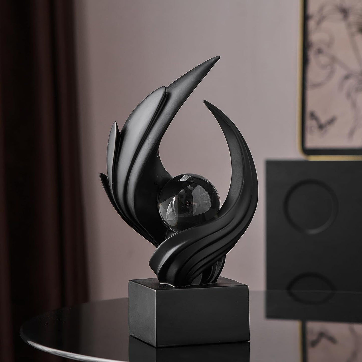 Resin Gold Decorative Statue / Black