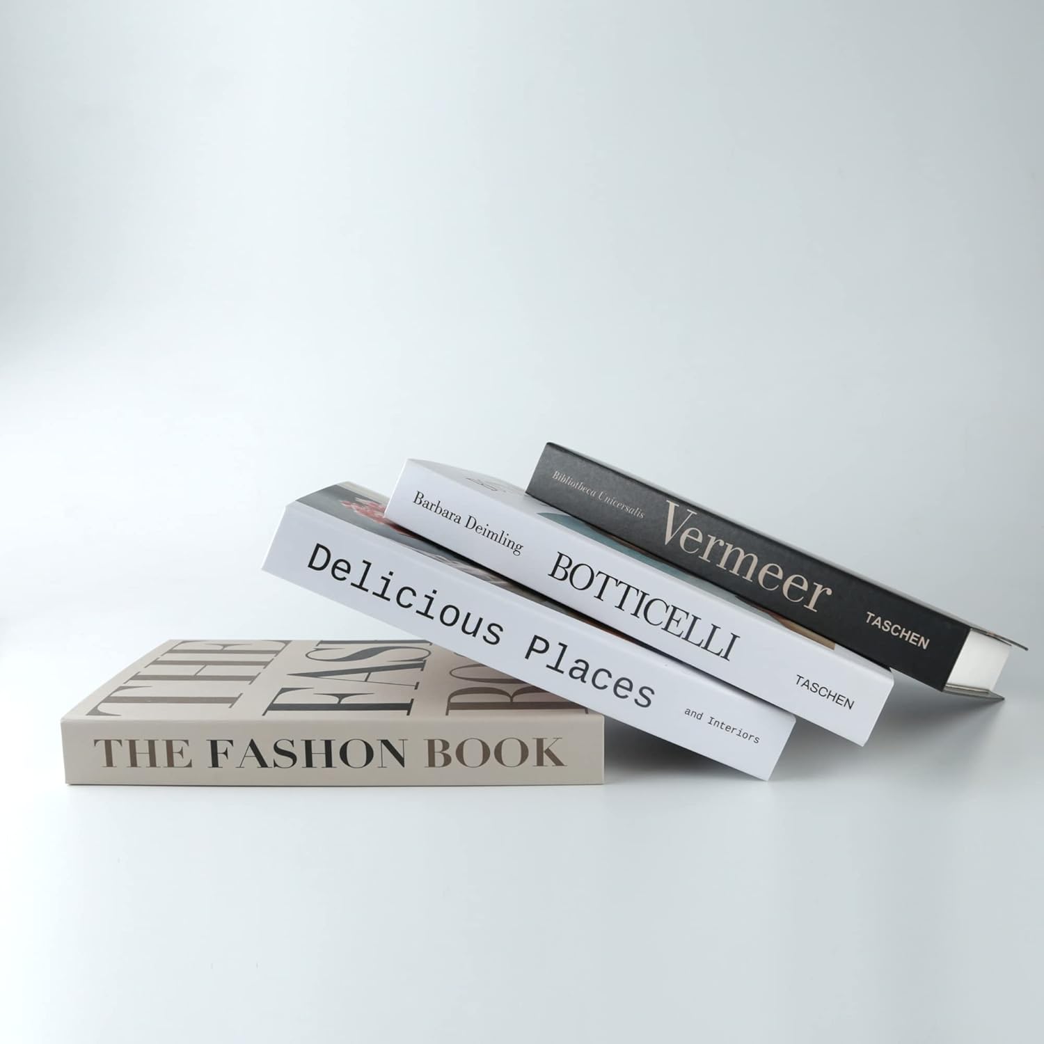 Folding Decorative Books / Black and White / Set of 4