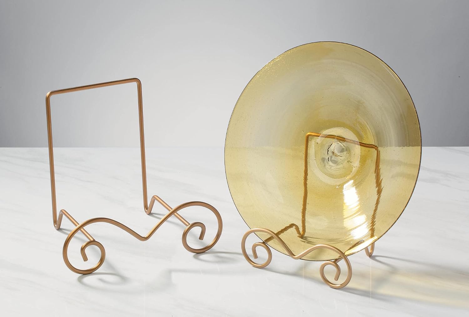 Stratford Metal Bowl Easel Bowl and Plate Stand / Gold / 7 Inch