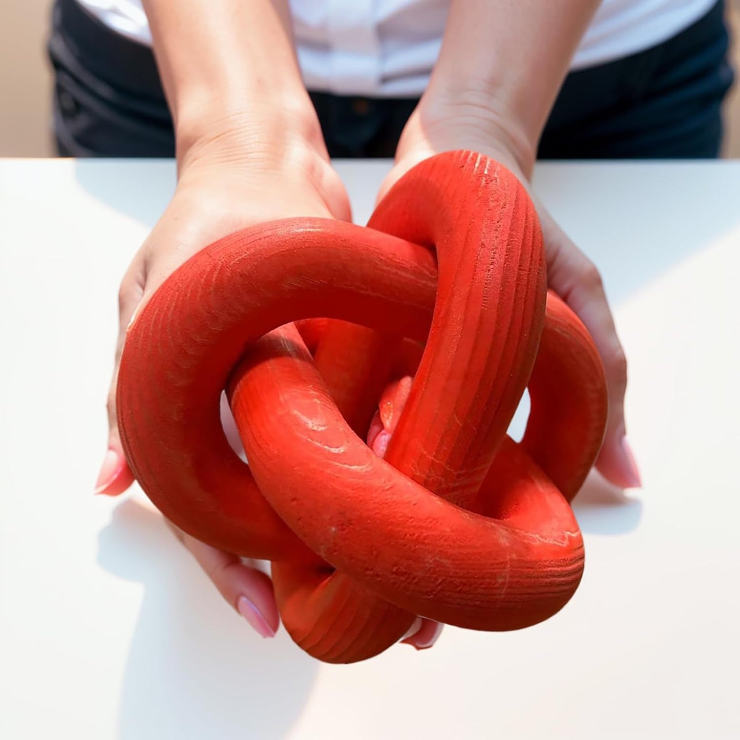 Wood Knot Chain Link Decor / Red
