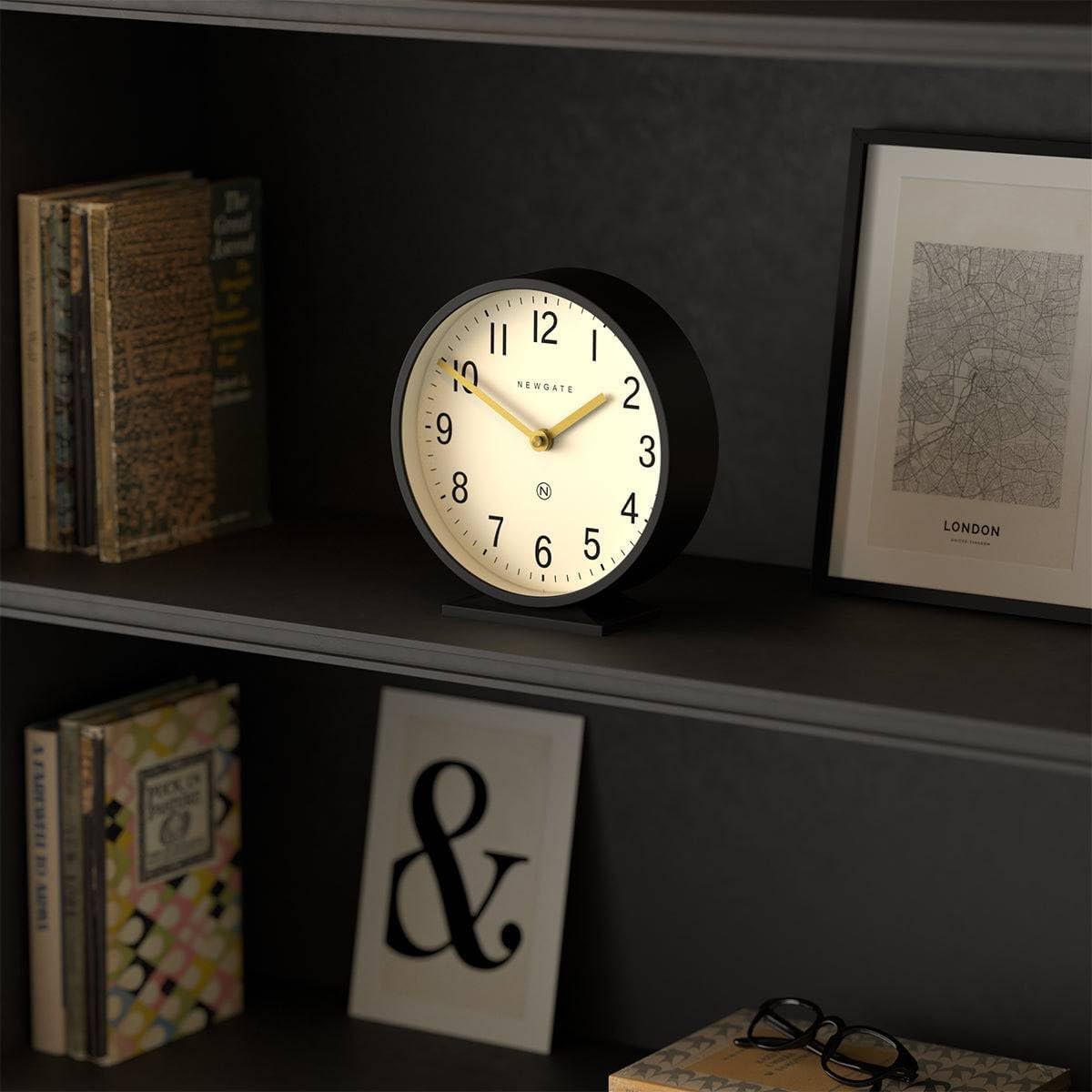 NEWGATE® Q Mantel Clock | Modern Classic Round Mantel Clock | Black | Contemporary Style for Mantel, Desk, Table, Shelf