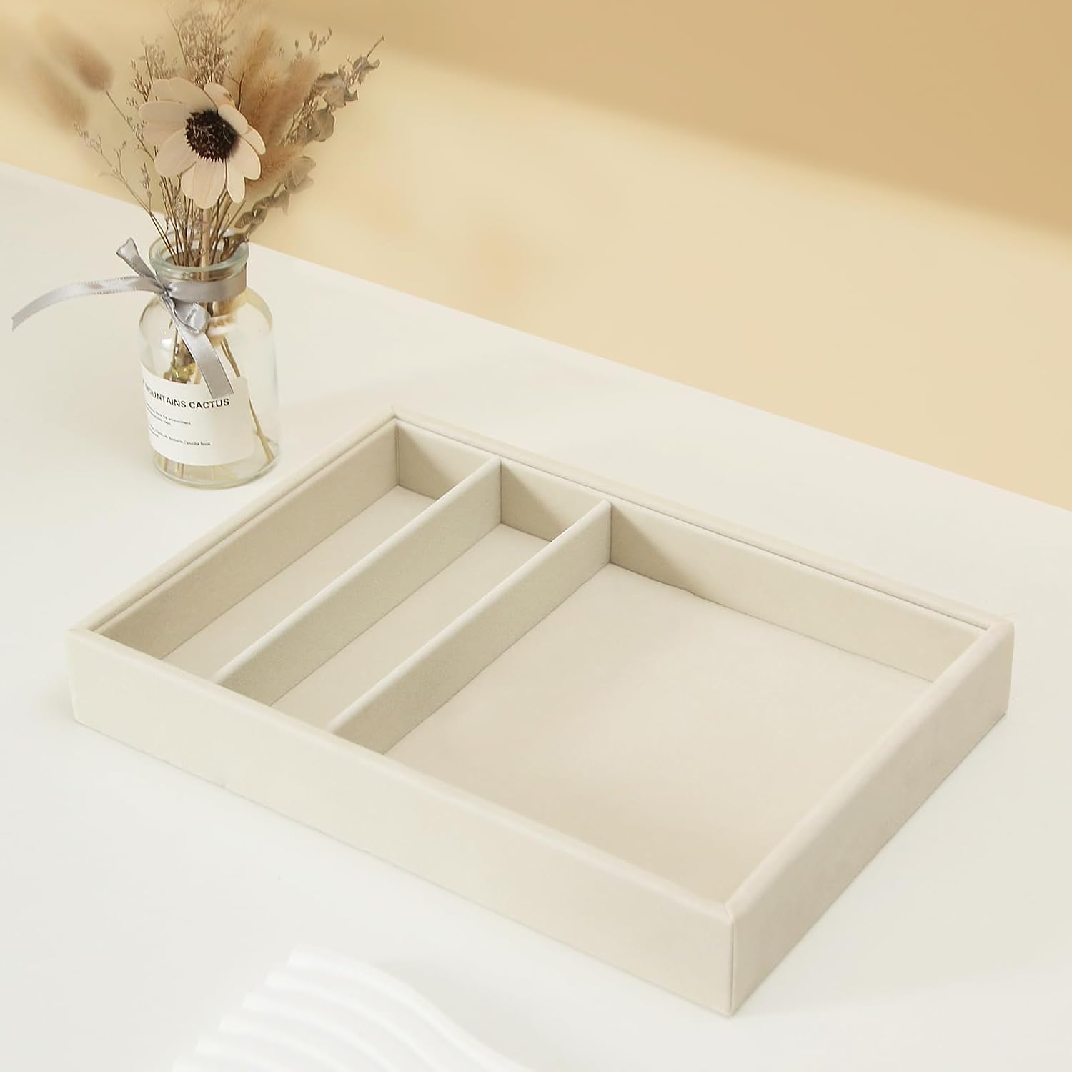 Bedside Organizer / 3 Grid / Beige Velvet