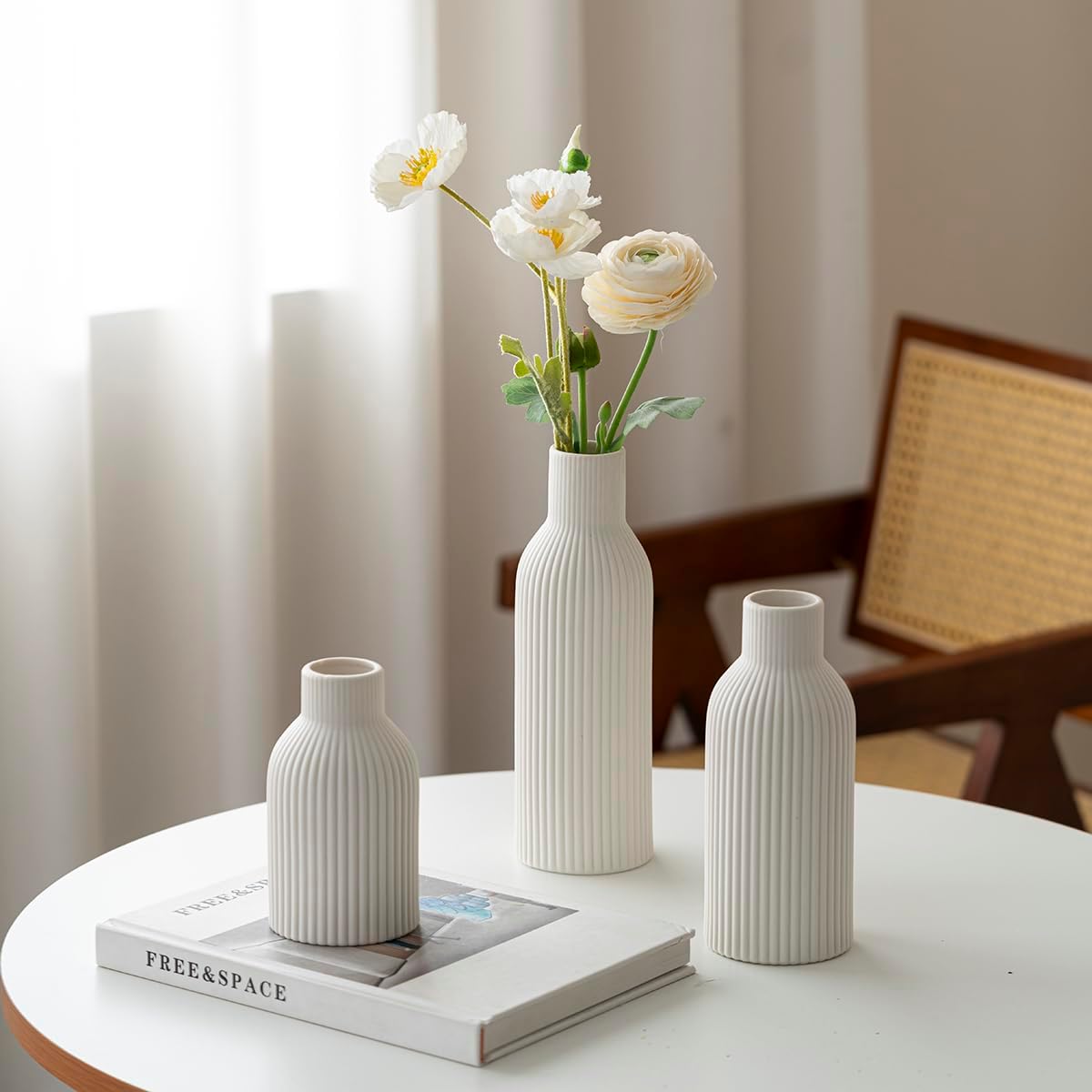 Modern Ceramic Vases / White / Set of 3