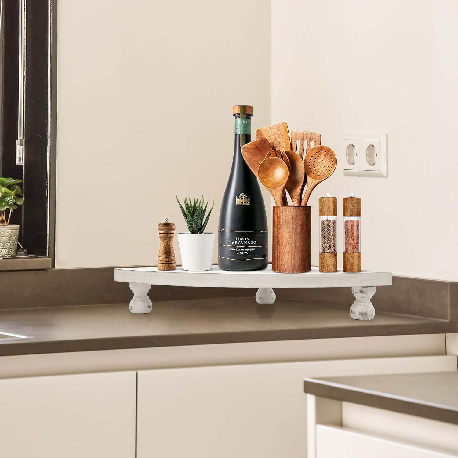 Rustic Pedestal Stand / White