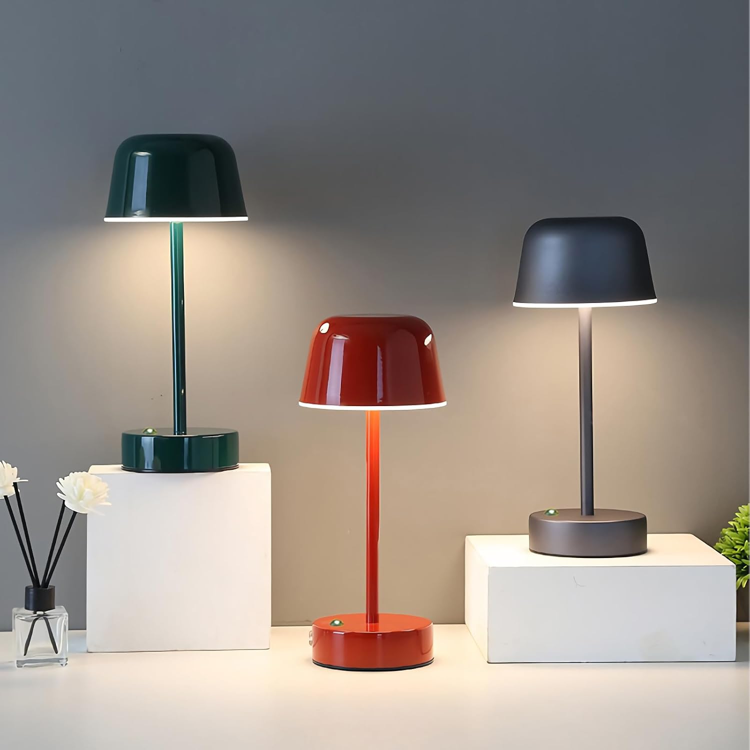 Rechargeable Table Lamp, Yellow Mushroom Table Lamp with USB Port, Battery Operated Touch Small Lamp for Nightstand