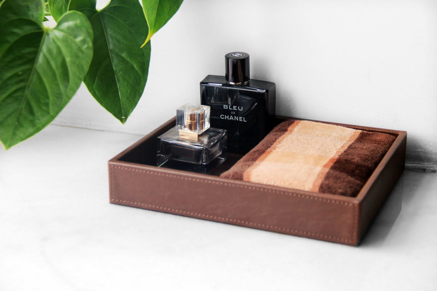 Valet Tray / Catchall Tray / Brown / 10.2 x 8.4 x 1.8