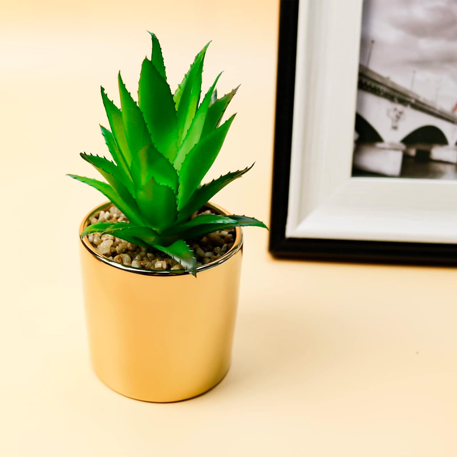 Faux Succulent Artificial Plants 7'' & 5'' in Pots Home Decoration Pots / Gold / Set of 2