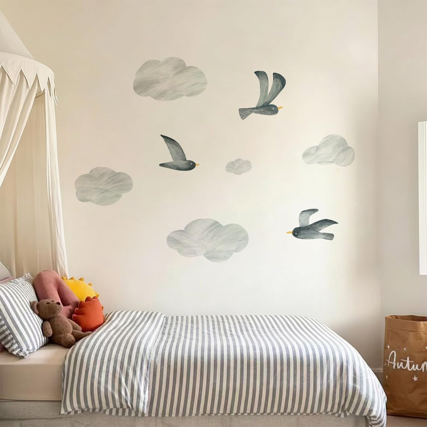 Seagull Wall Decals Self-Adhesive Fabric DIY Clouds Removable Wall Decals / Flying Birds / Set of 16
