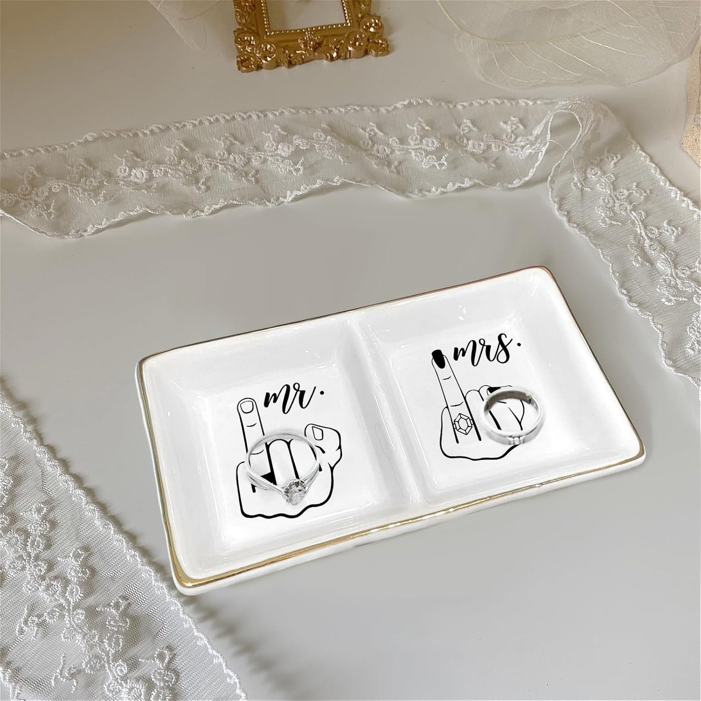 Mr and Mrs Ring Holder Tray / Mr Mrs
