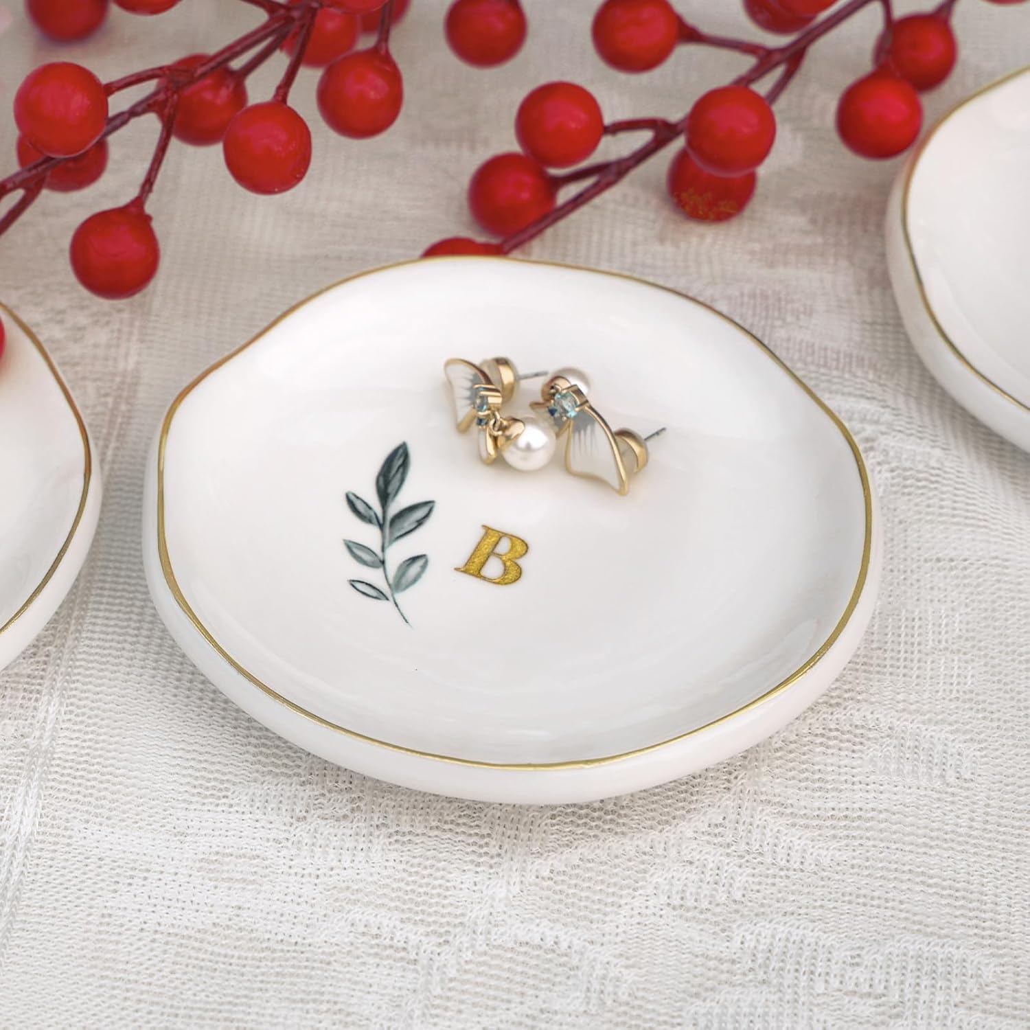 Initial Jewelry Tray for Rings / V