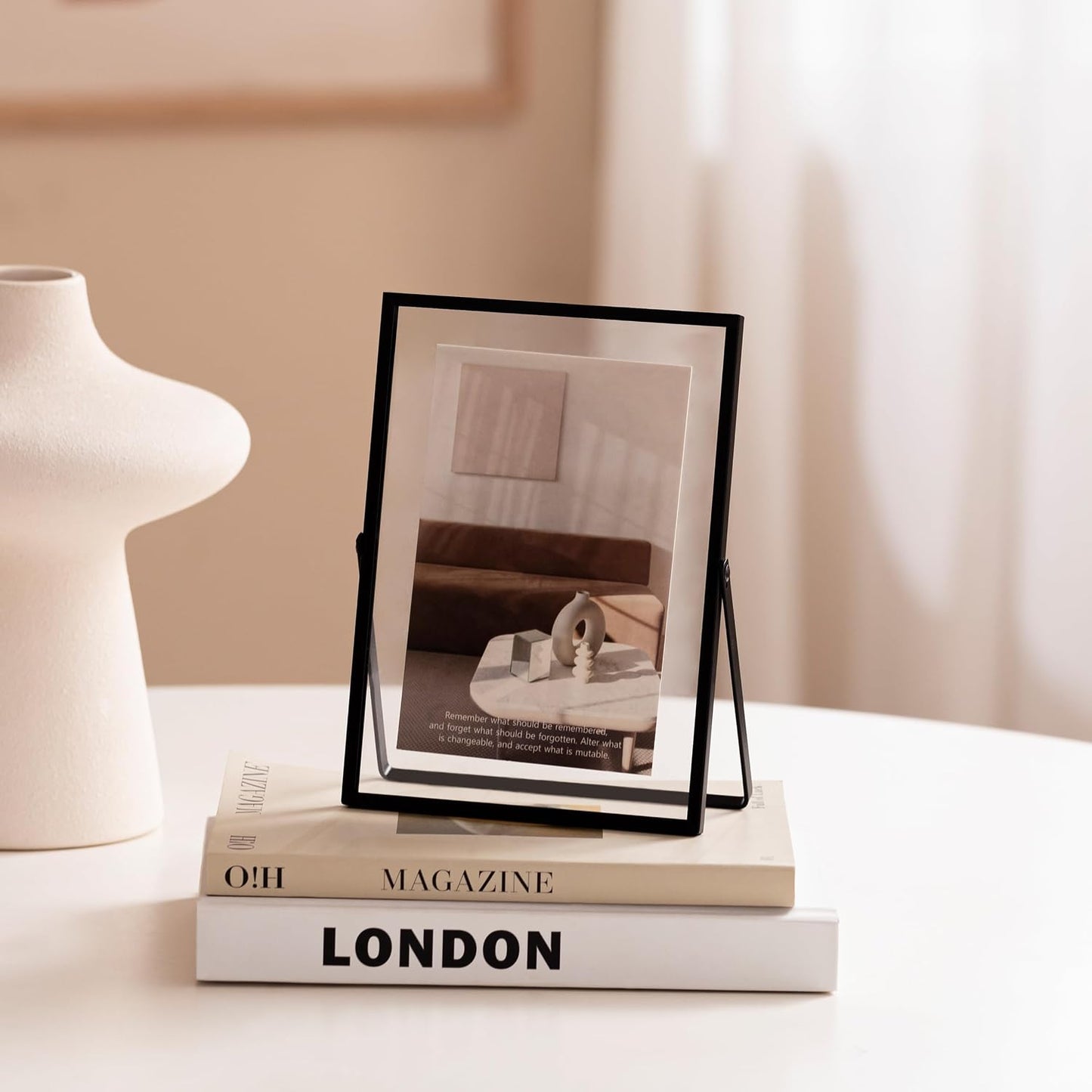 Floating Picture Frame / 1-PACK / Black / 5 x 7