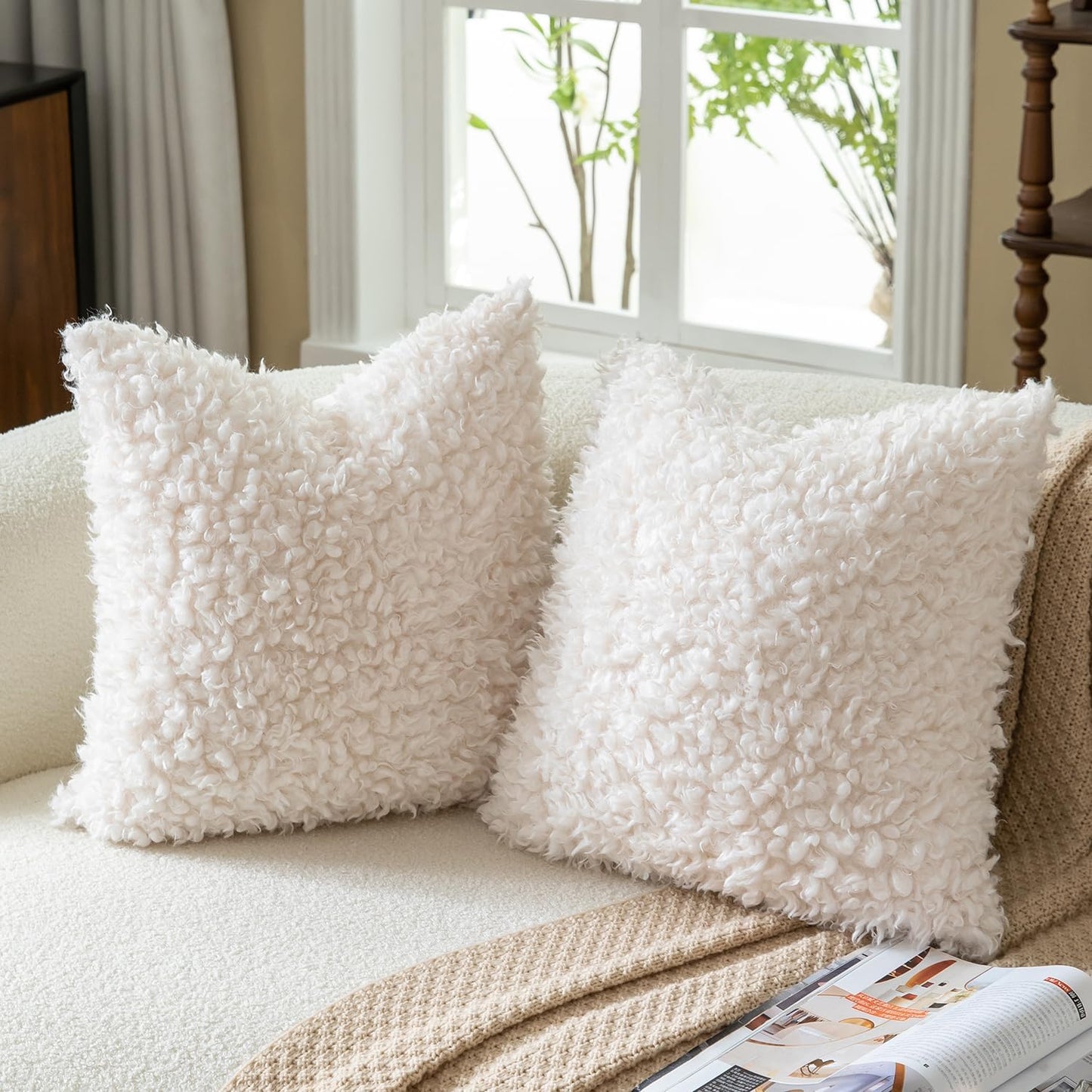 Faux Fur Throw Pillow Covers Boucle Decorative Sherpa Pillow / Cream White / 18 x 18 / Set of 2