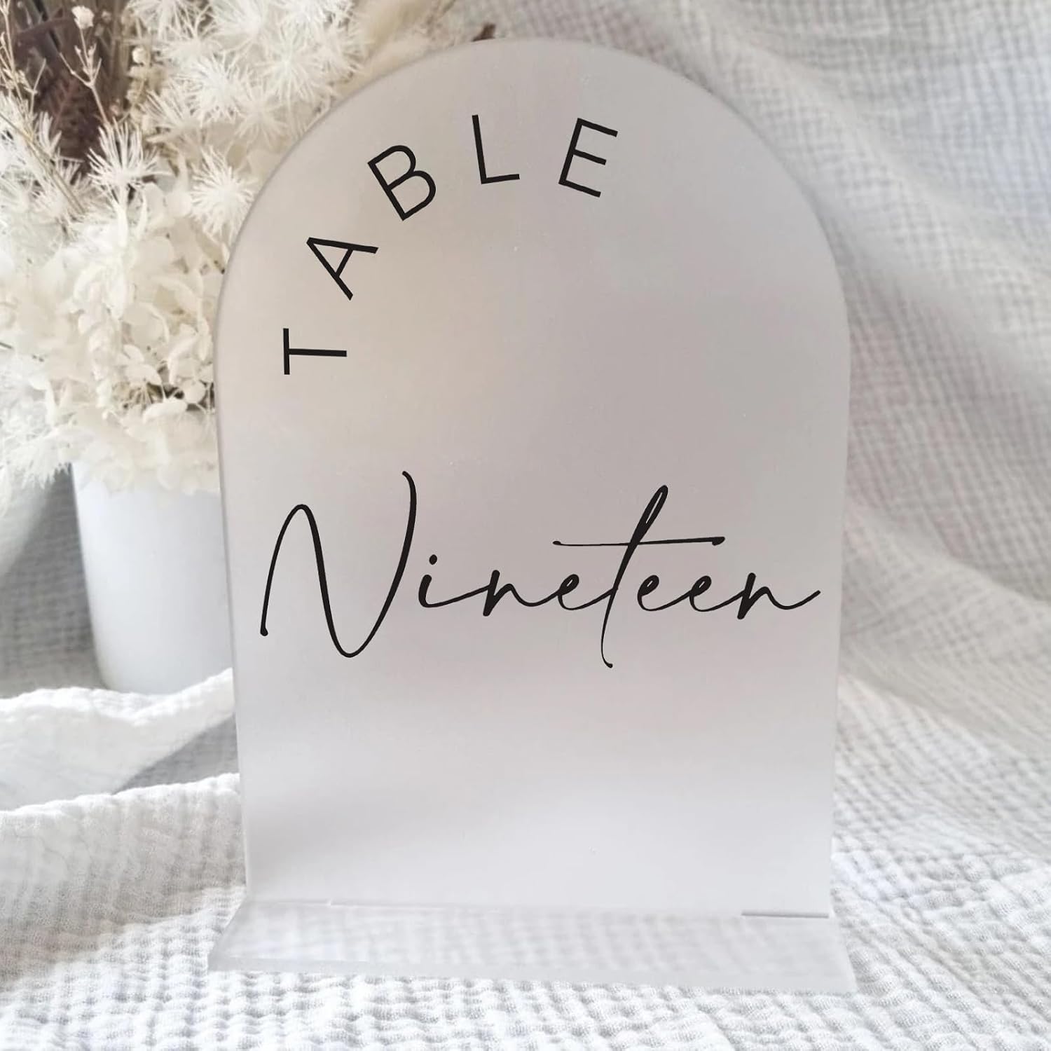 Frosted Arch Wedding Table Numbers 1-25 with Stands, 5x7 Inch Frosted Arch Acrylic Sign with Black Letters, Arched
