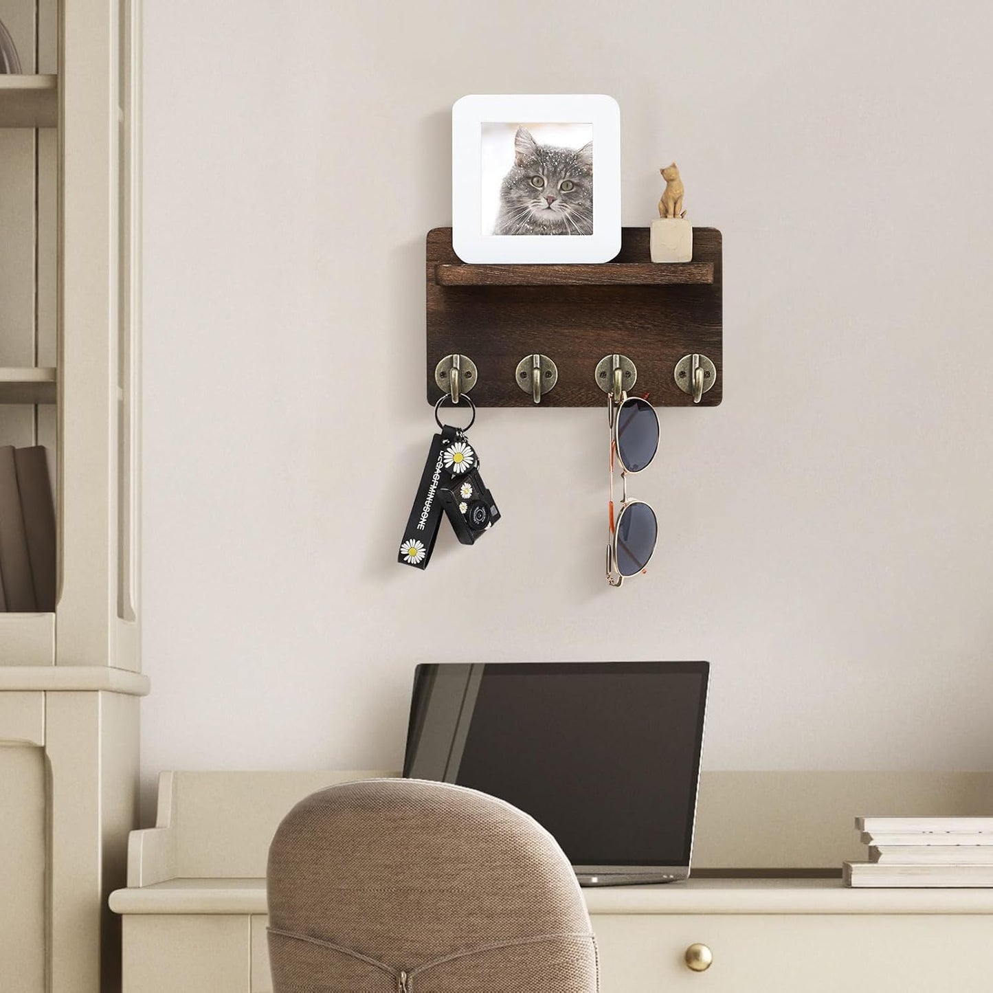Small Home Decor Wooden Wall Organizer / Brown / 8.5 Inch