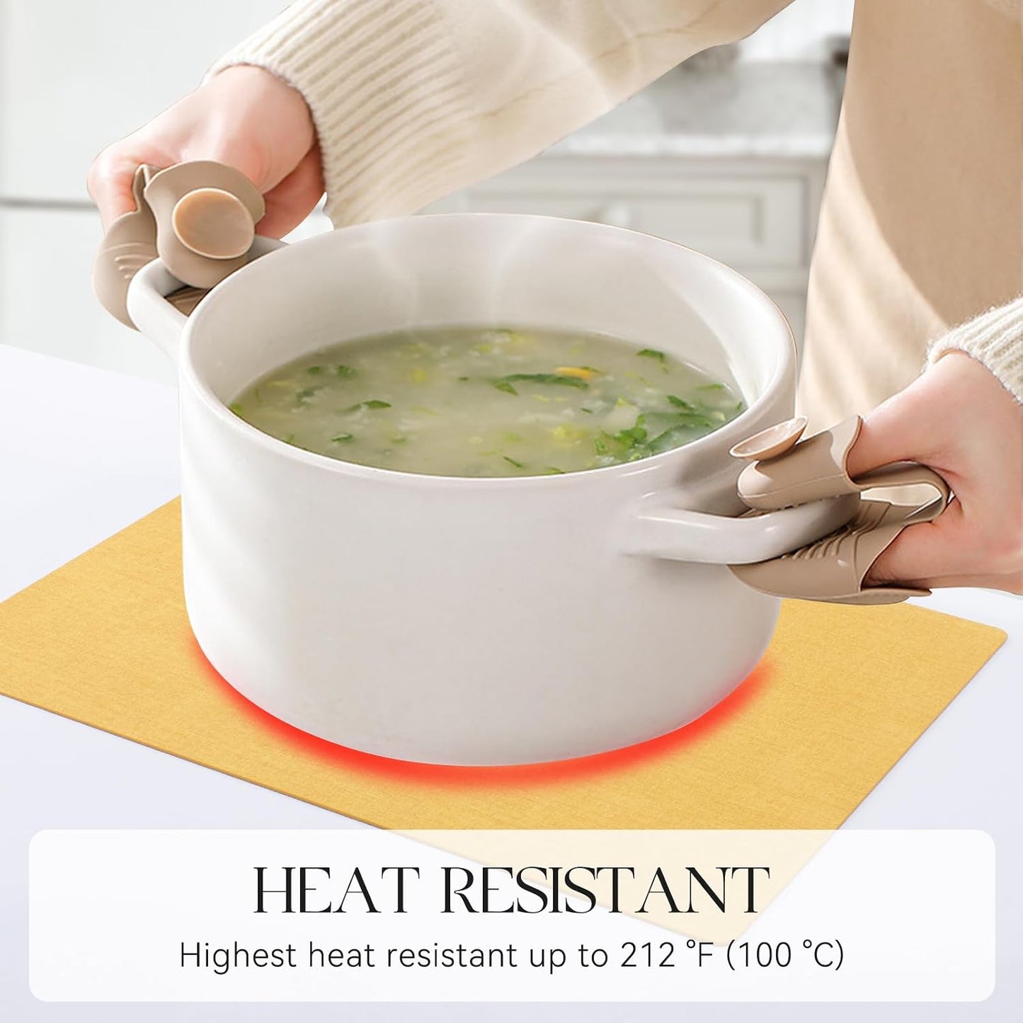 MOSAYT Placemats Set of 8, Heat Resistant Vinyl Place Mats with Coasters, Wipeable Washable 100% Waterproof Oil Proof