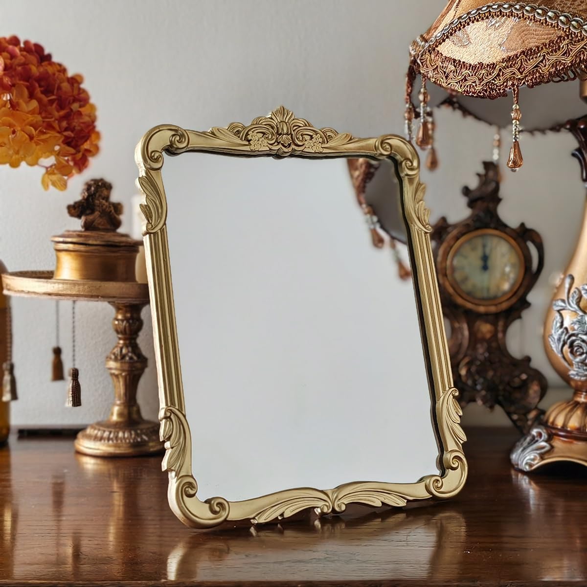 Ornate Wall Art / Gold / 8 x 10