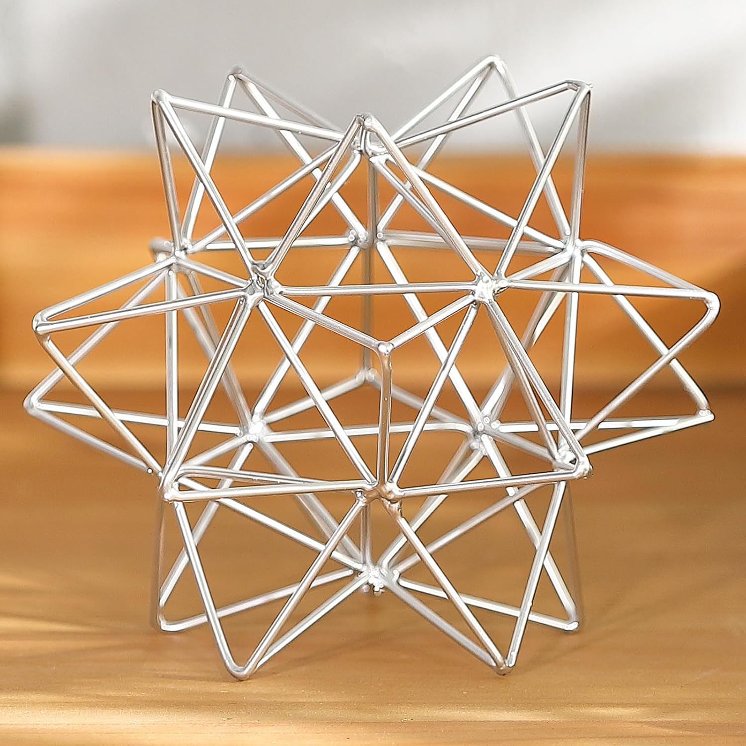 Metal Geometric Table Top Decor / Sliver
