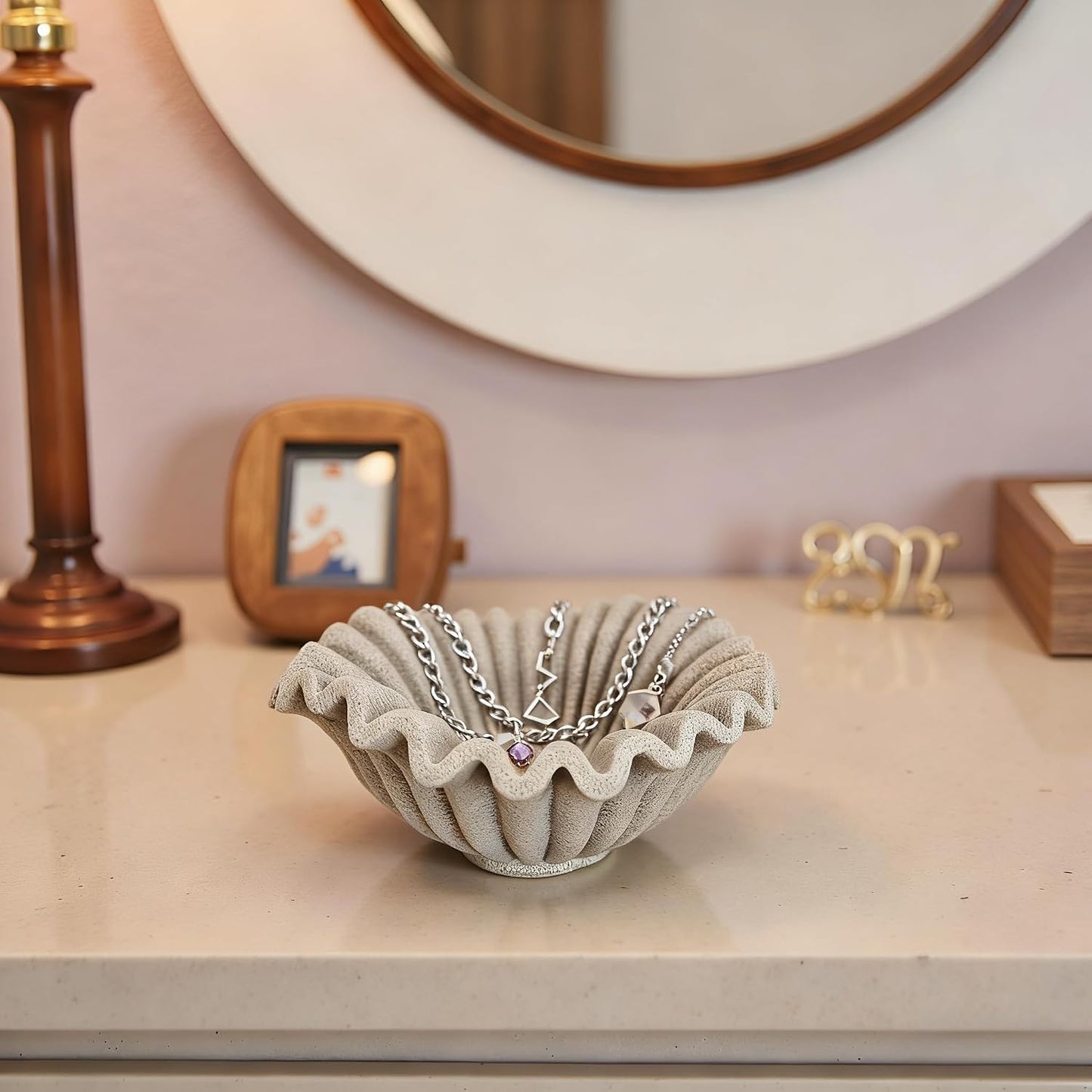 Scalloped Pedestal Bowls for Modern Home Decor / Beige-b / 6inch