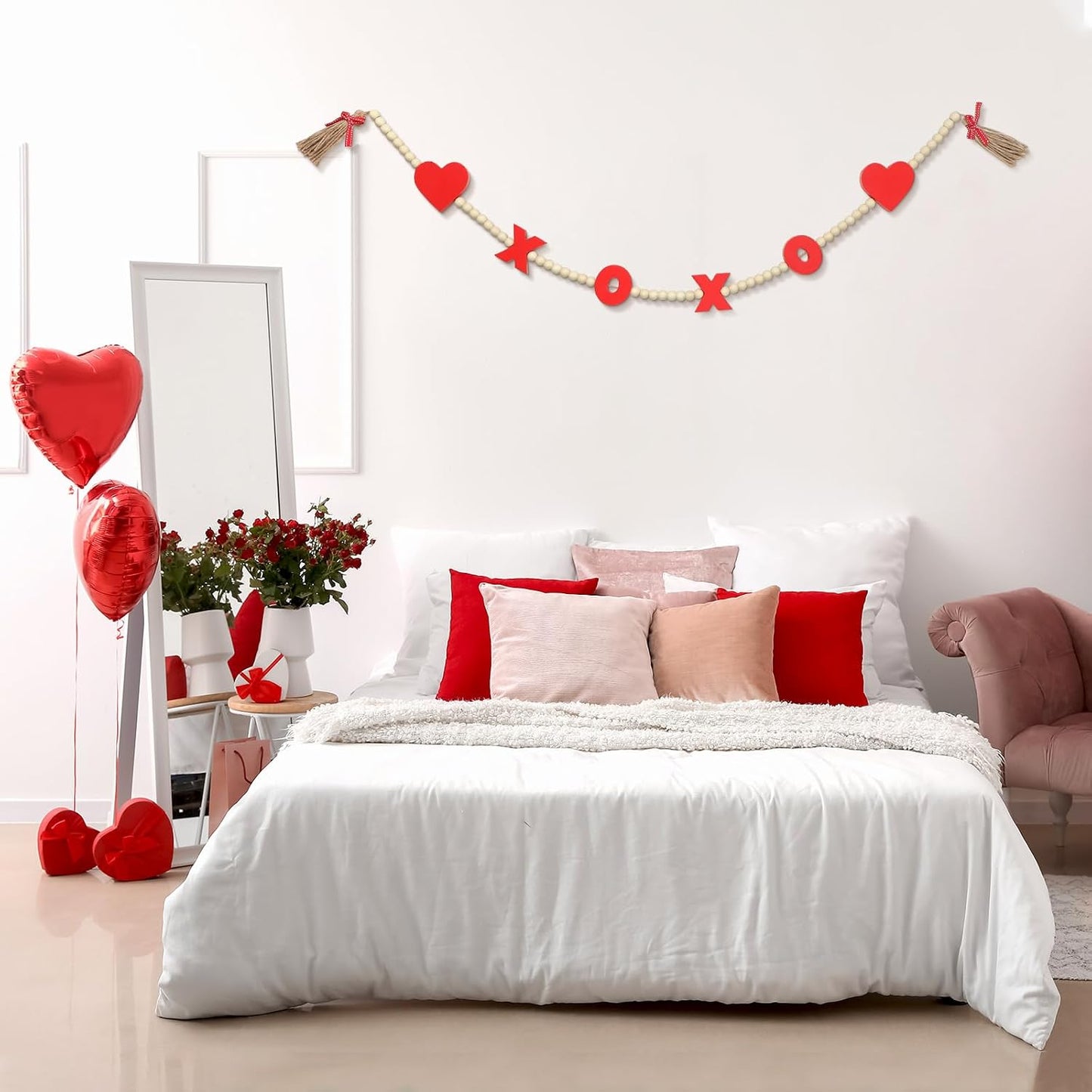 Valentine's Day Wood Bead Garland / 47.24 Inch