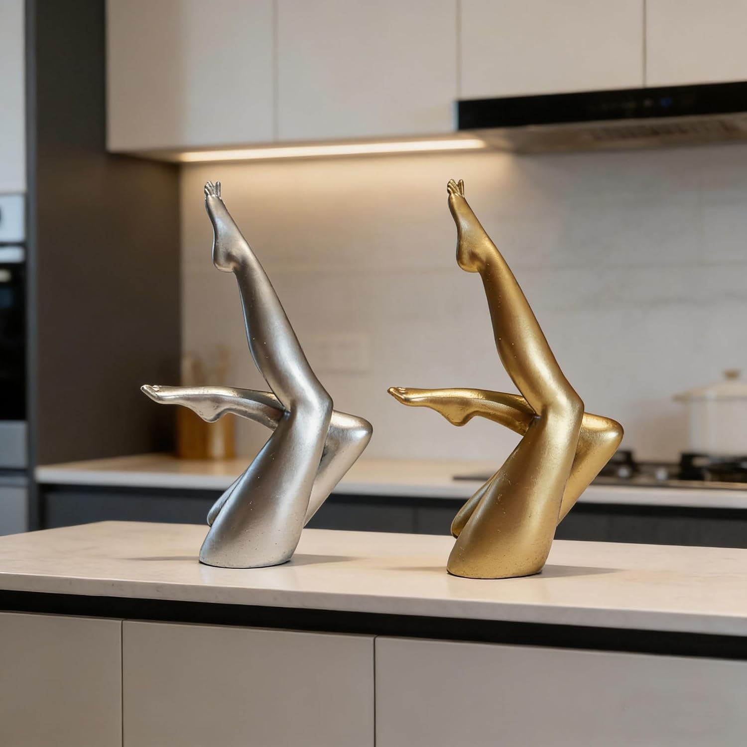 Elegant Legs Statues Living Room / Gold