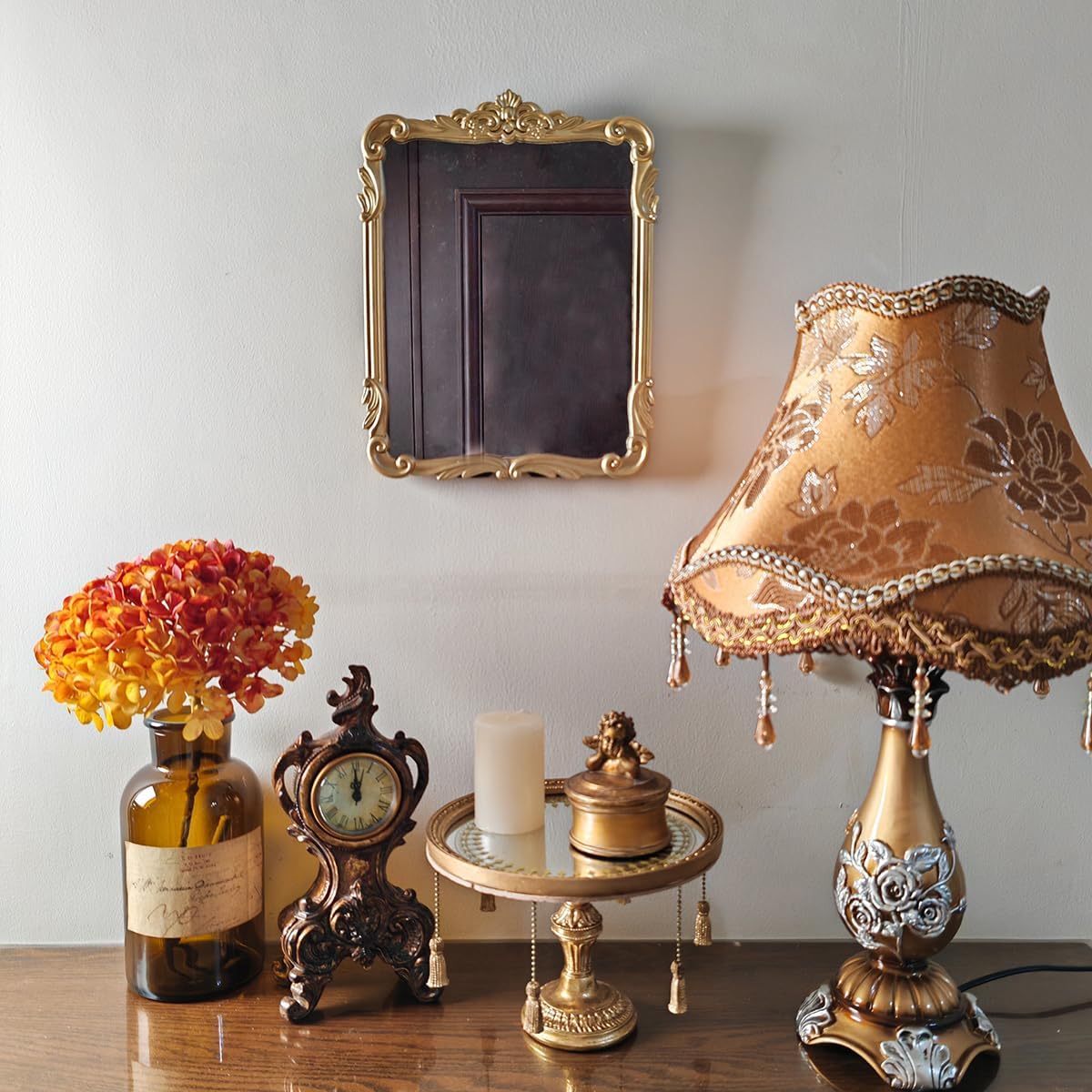 Ornate Wall Art / Gold / 8 x 10