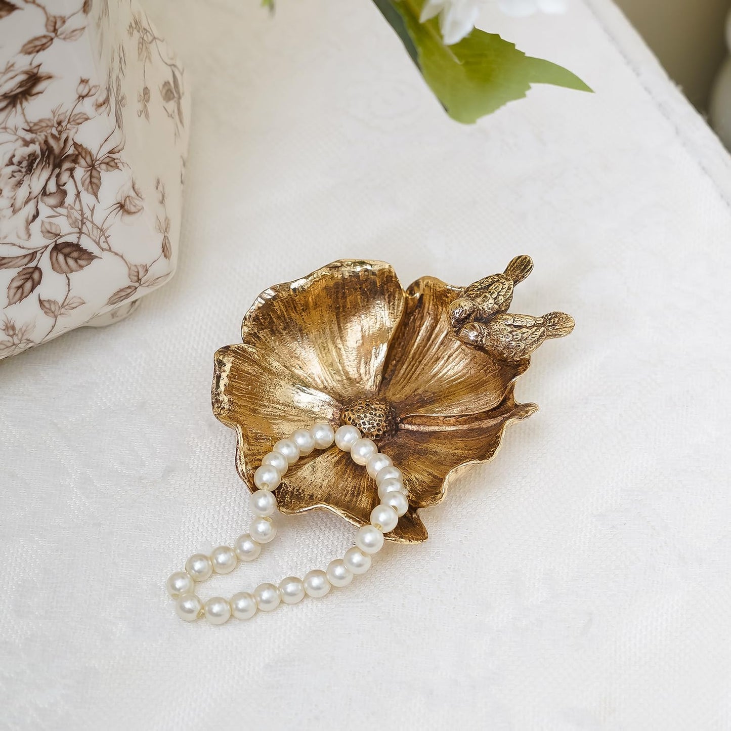 Vintage Bird Ring Holder / Gold