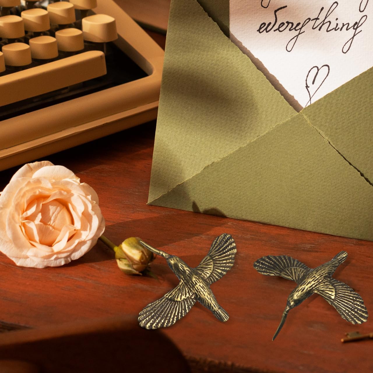 Retro Decor Brass Hummingbird Figurines Retro Guardian Small Bird Figurines Tabletop / Set of 2