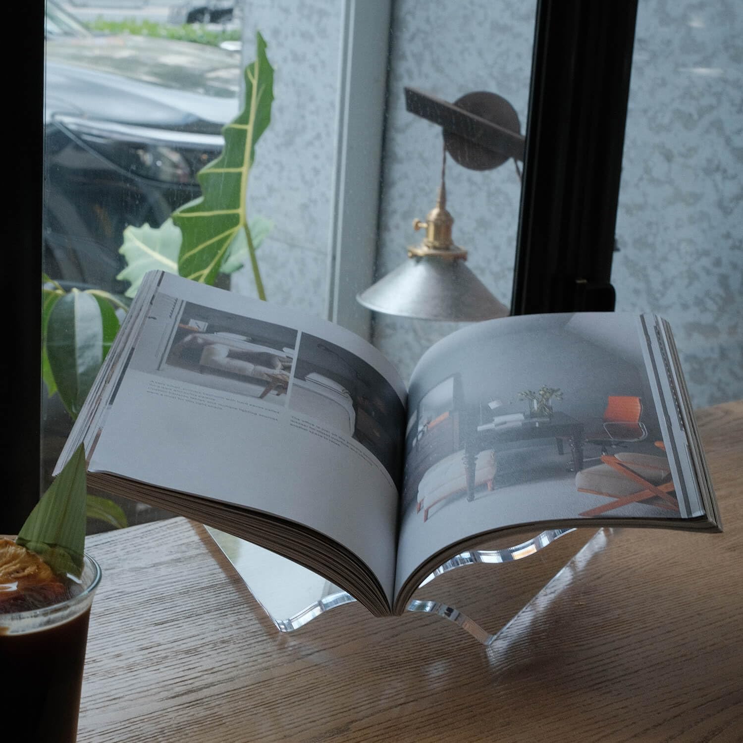 Acrylic Book Holder / Clear / Large
