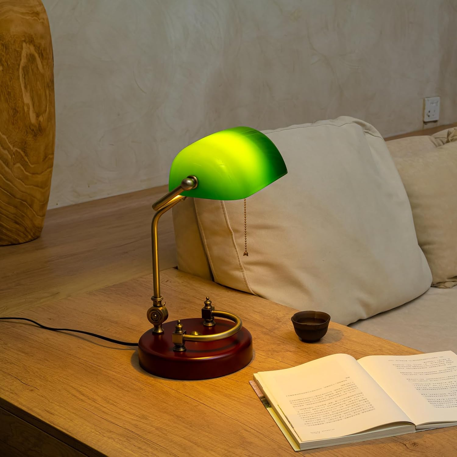 Bankers Lamp Traditional Green Glass Desk Lamp Solid Wood Pull Chain Switch | Plug in Antique Study Reading Library