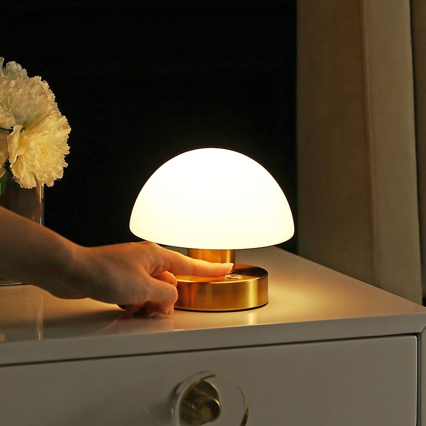 JONATHAN Y Zoe 5.75" Rechargeable Metal LED Lamp, Brass Gold/White | Cordless Portable Battery Operated, Mushroom