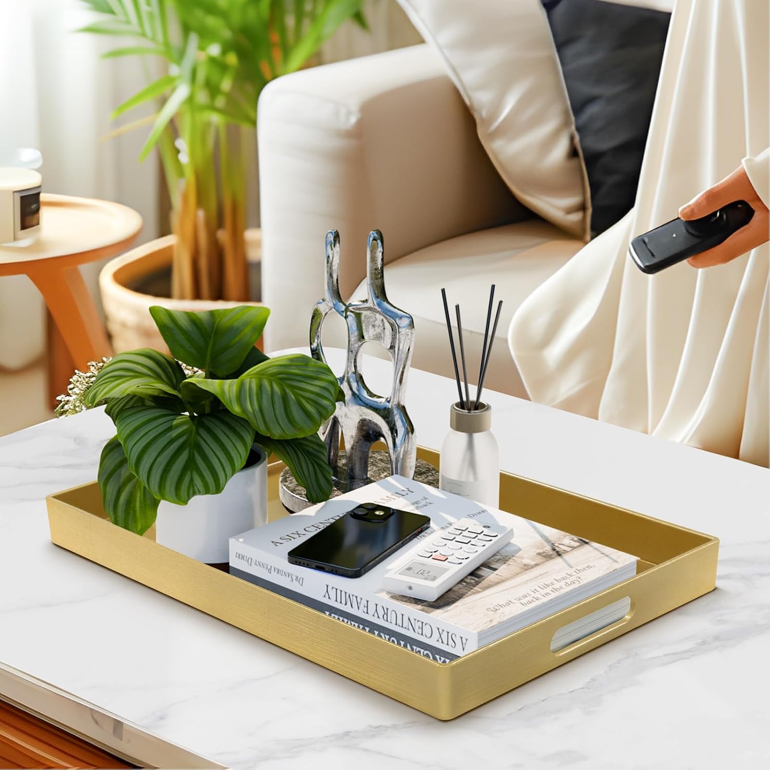 Modern Decorative Tray / 15.8 x 10.2 x 1.4 / Gold