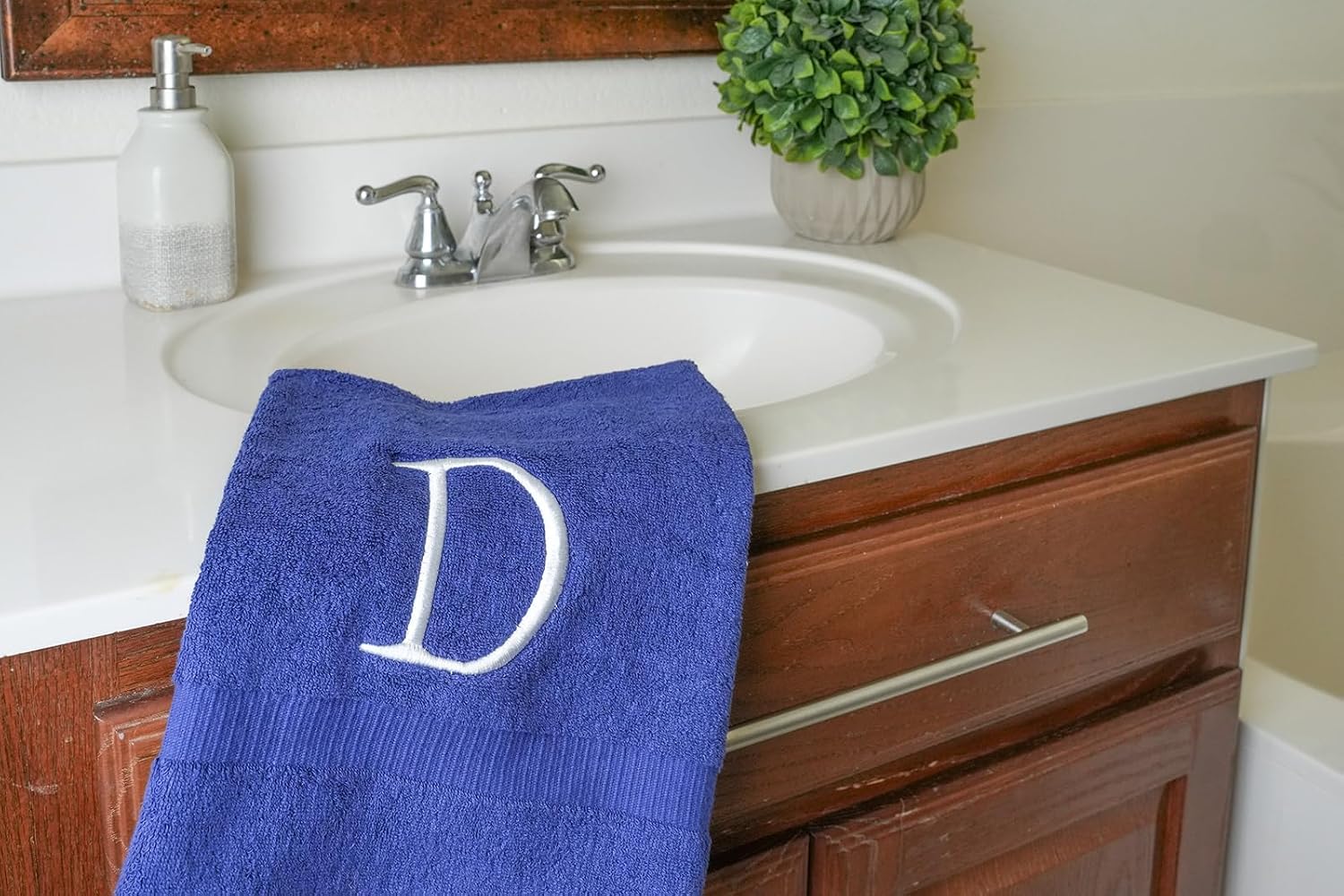 Navy with White Monogrammed Hand Towels for Bathroom - Set of 2 Letter D | Luxury Hotel Quality Initial Towels For