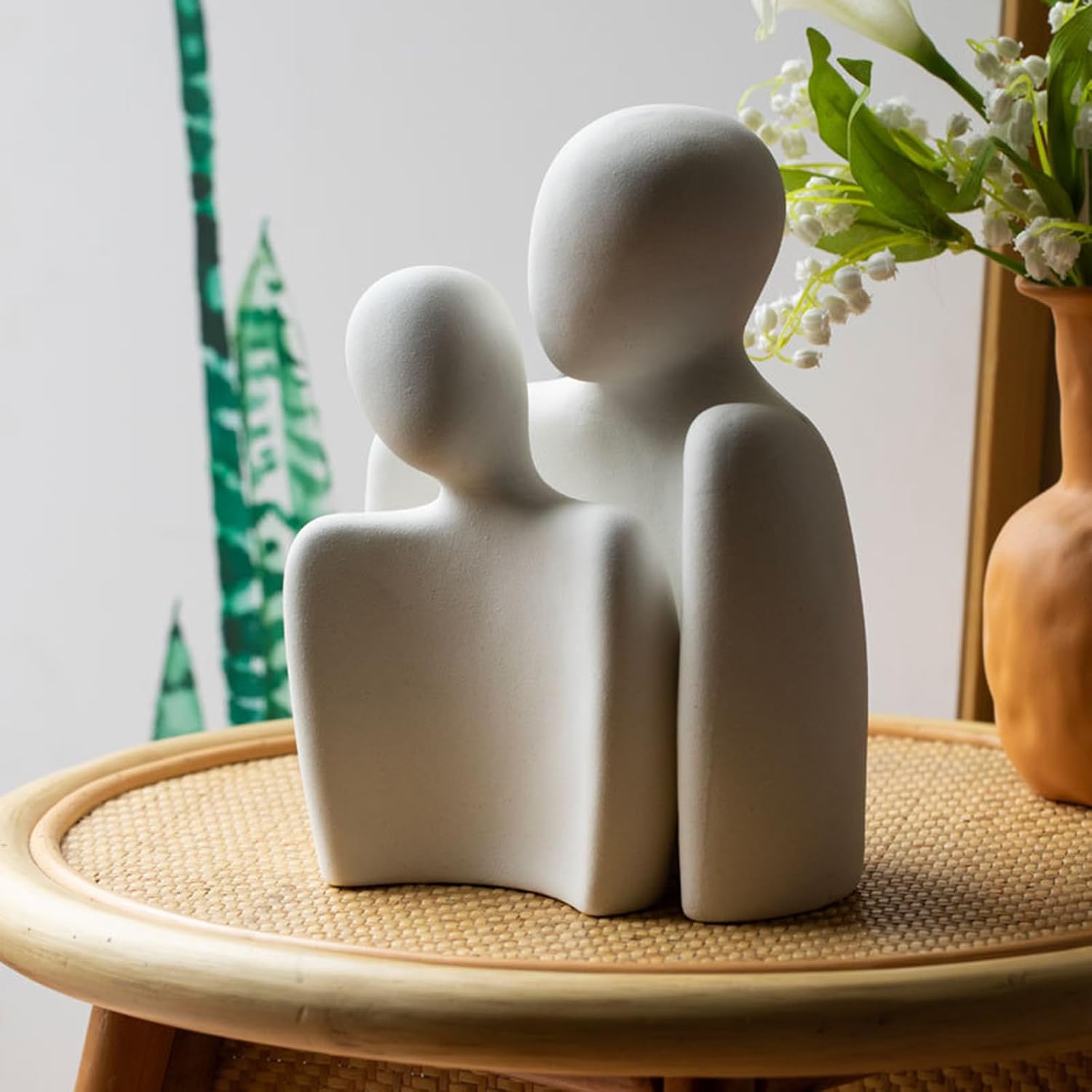 Ceramic Couple Statue Modern Shelf Decor Knick Knacks / Xl-10.2in