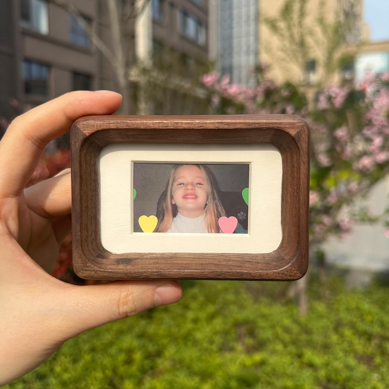 Wood Magnetic Picture Frame / Walnut / 2.2 x 3.4