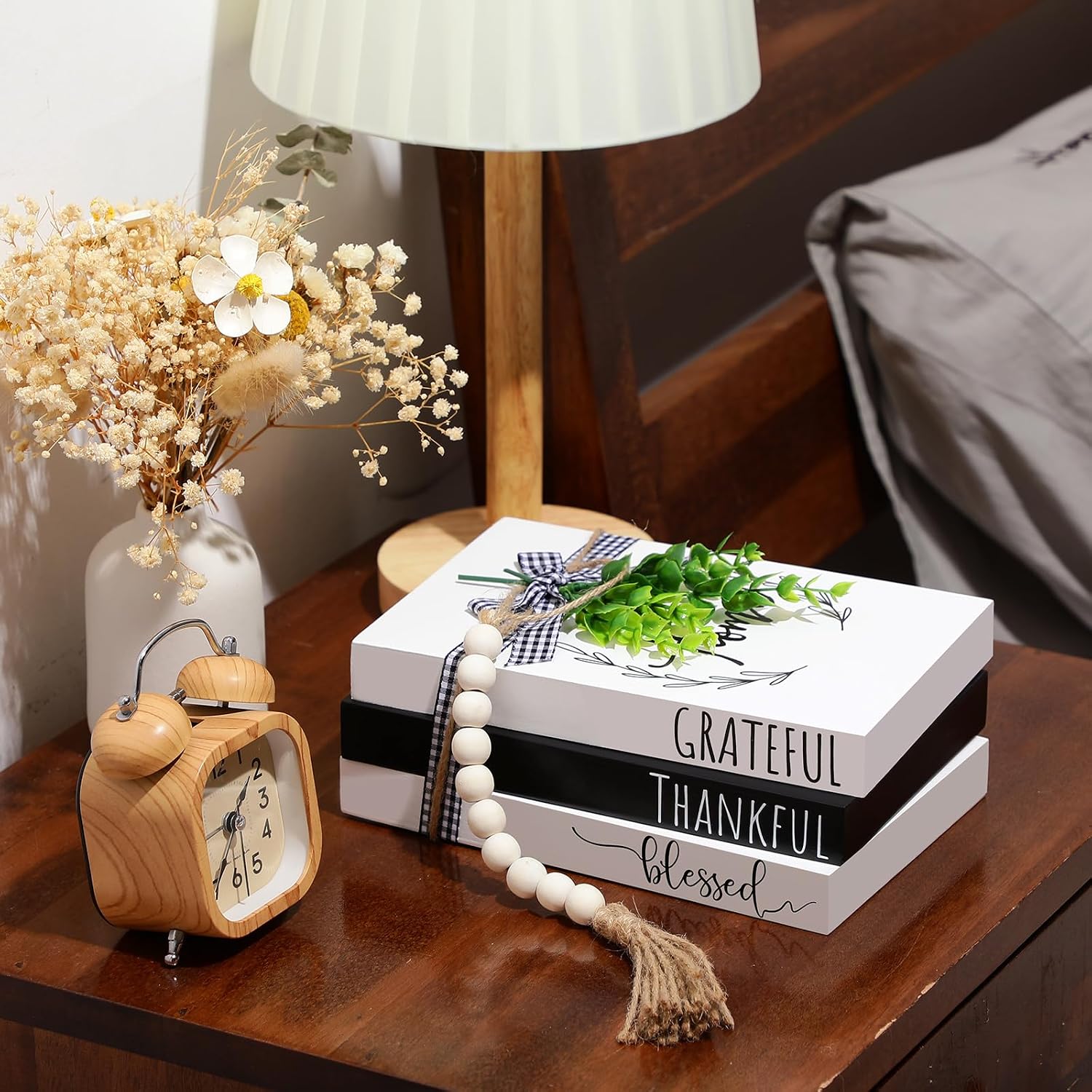 Bead Garland / Decorative Books / Classic / Set of 3