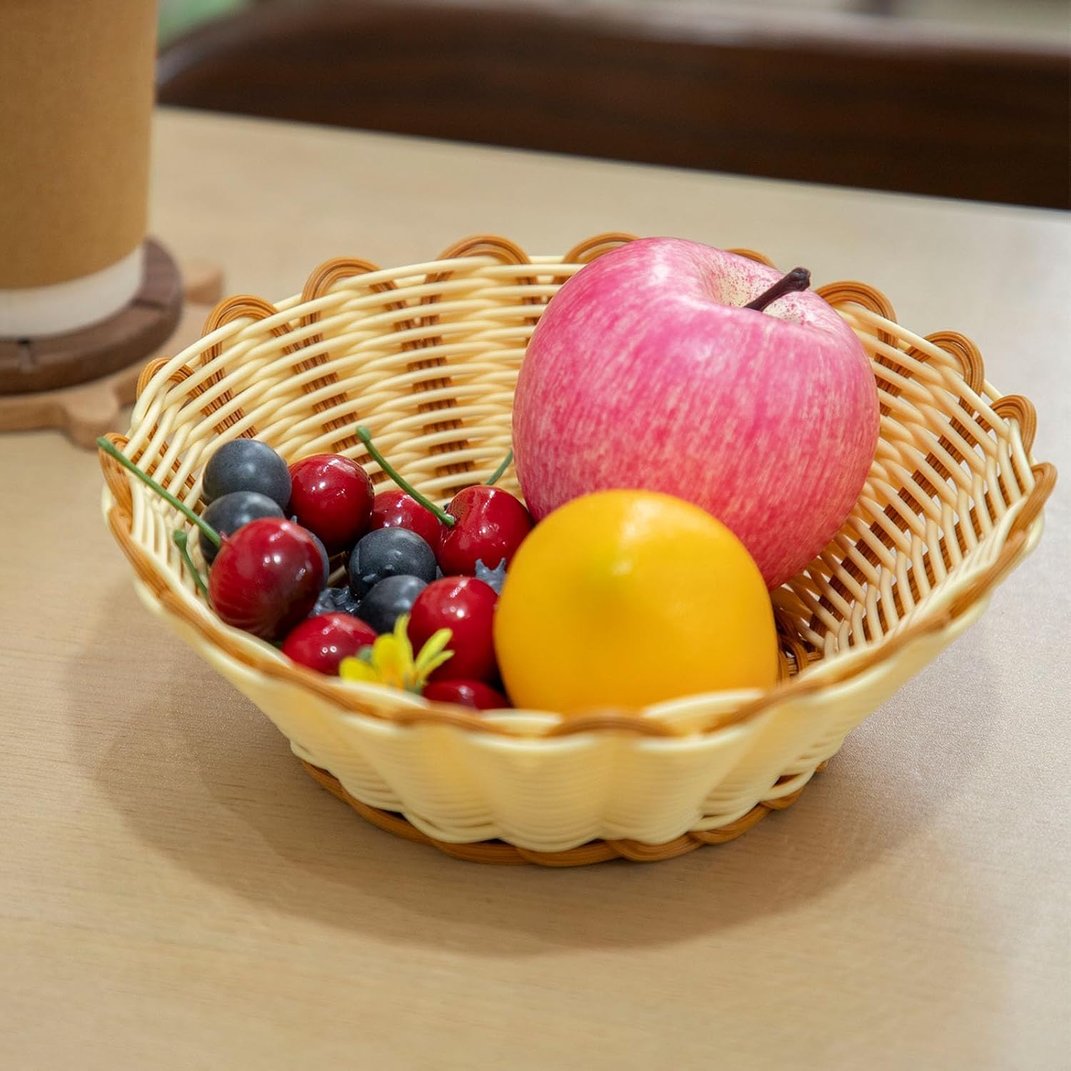 Small Round Wicker Baskets / Set of 3