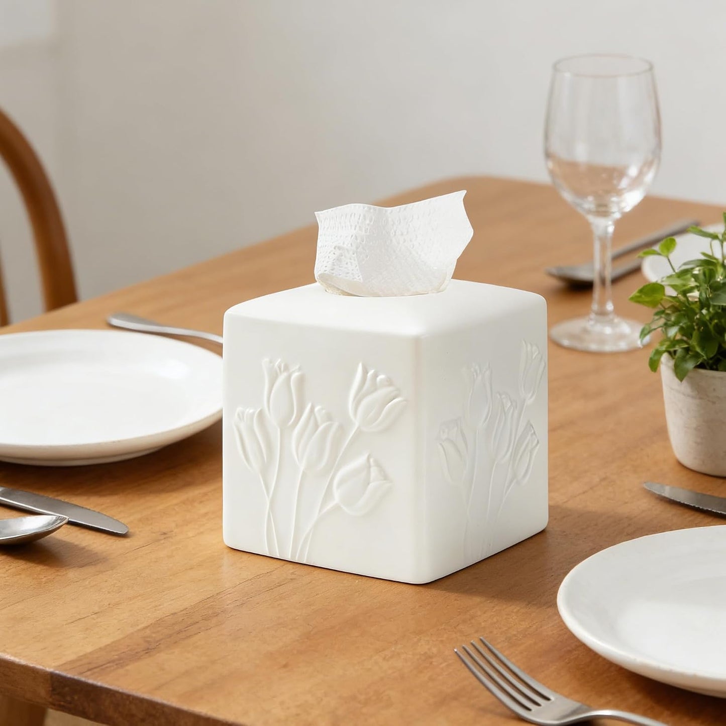 Ceramic Tulips Tissue Box Cover / White / Large